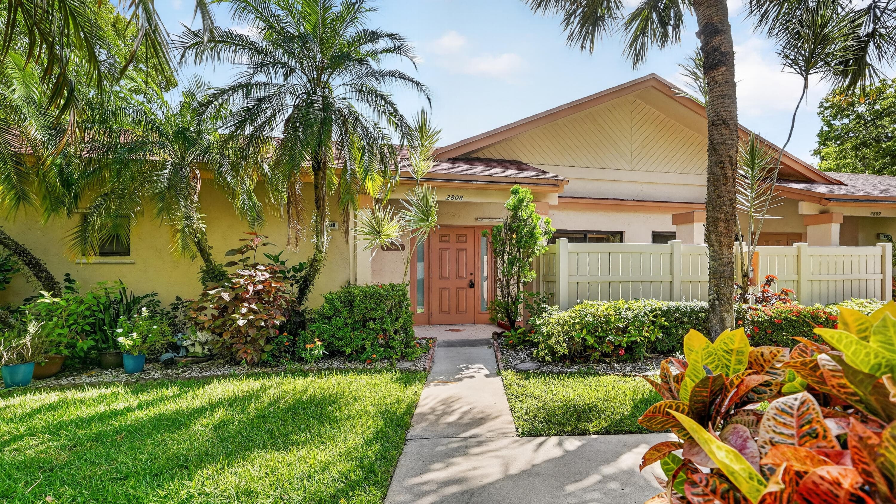 2808 S Carambola Cir Circle S 1980, Coconut Creek, FL 33066 — photo 1 of 39