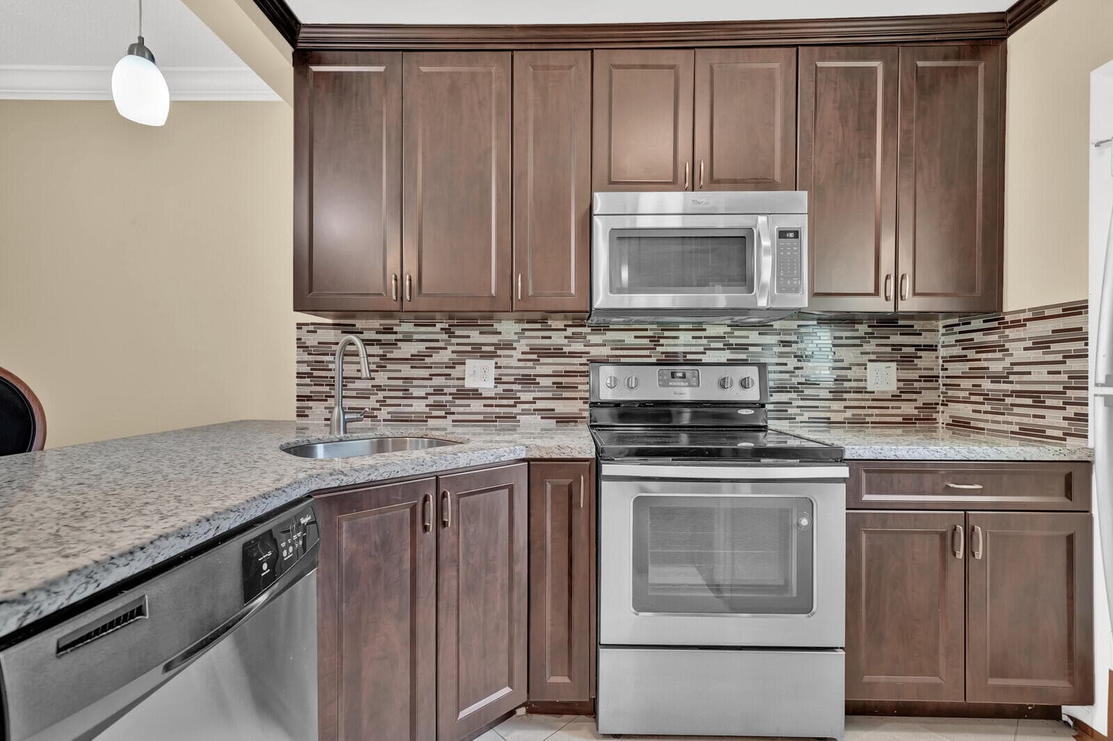 5501 NW 2nd Avenue 111, Boca Raton, FL 33487 — photo 7 of 23