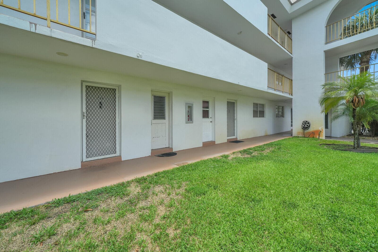 5501 NW 2nd Avenue 111, Boca Raton, FL 33487 — photo 2 of 23
