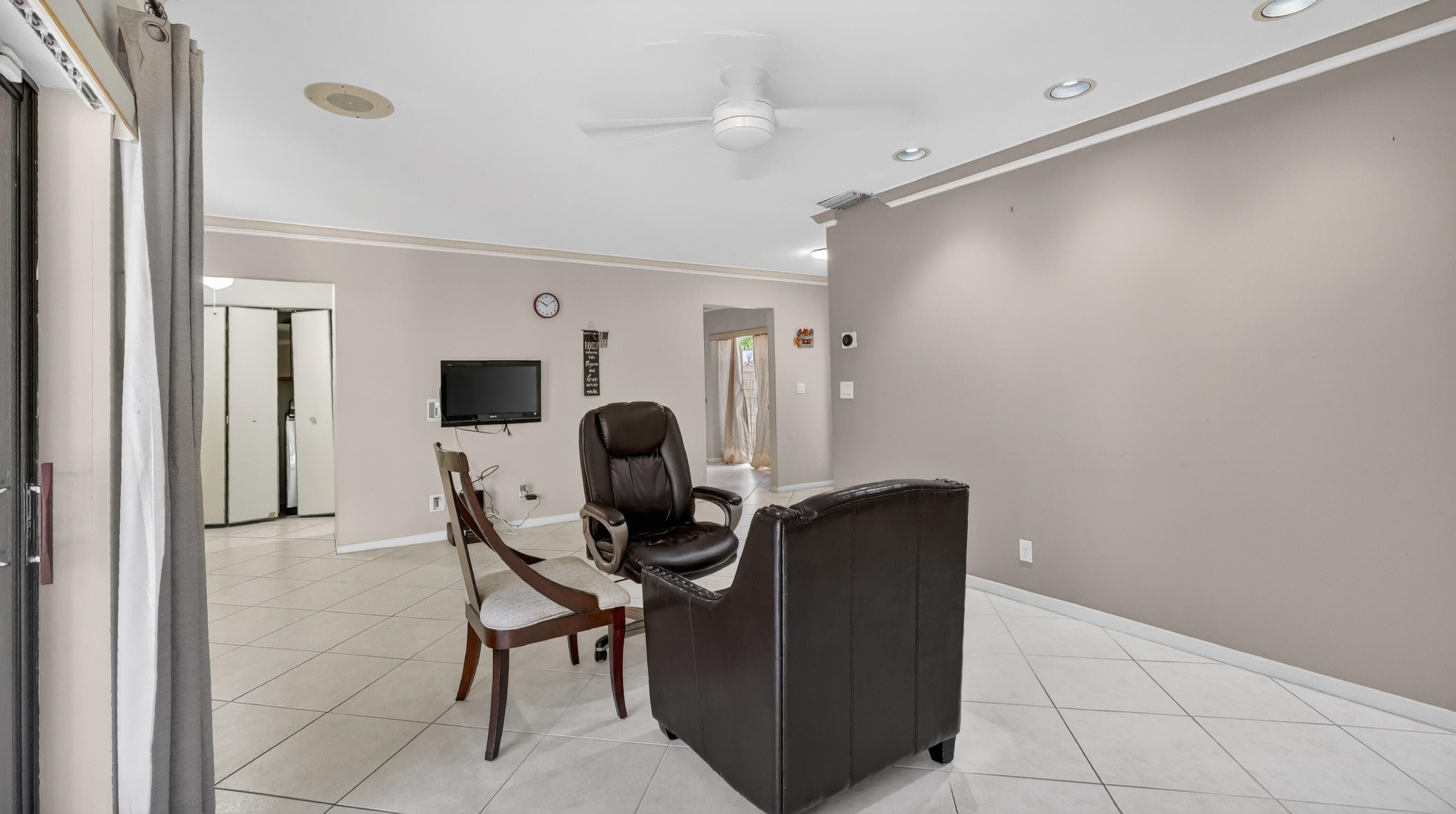 2808 S Carambola Cir Circle S 1980, Coconut Creek, FL 33066 — photo 5 of 39
