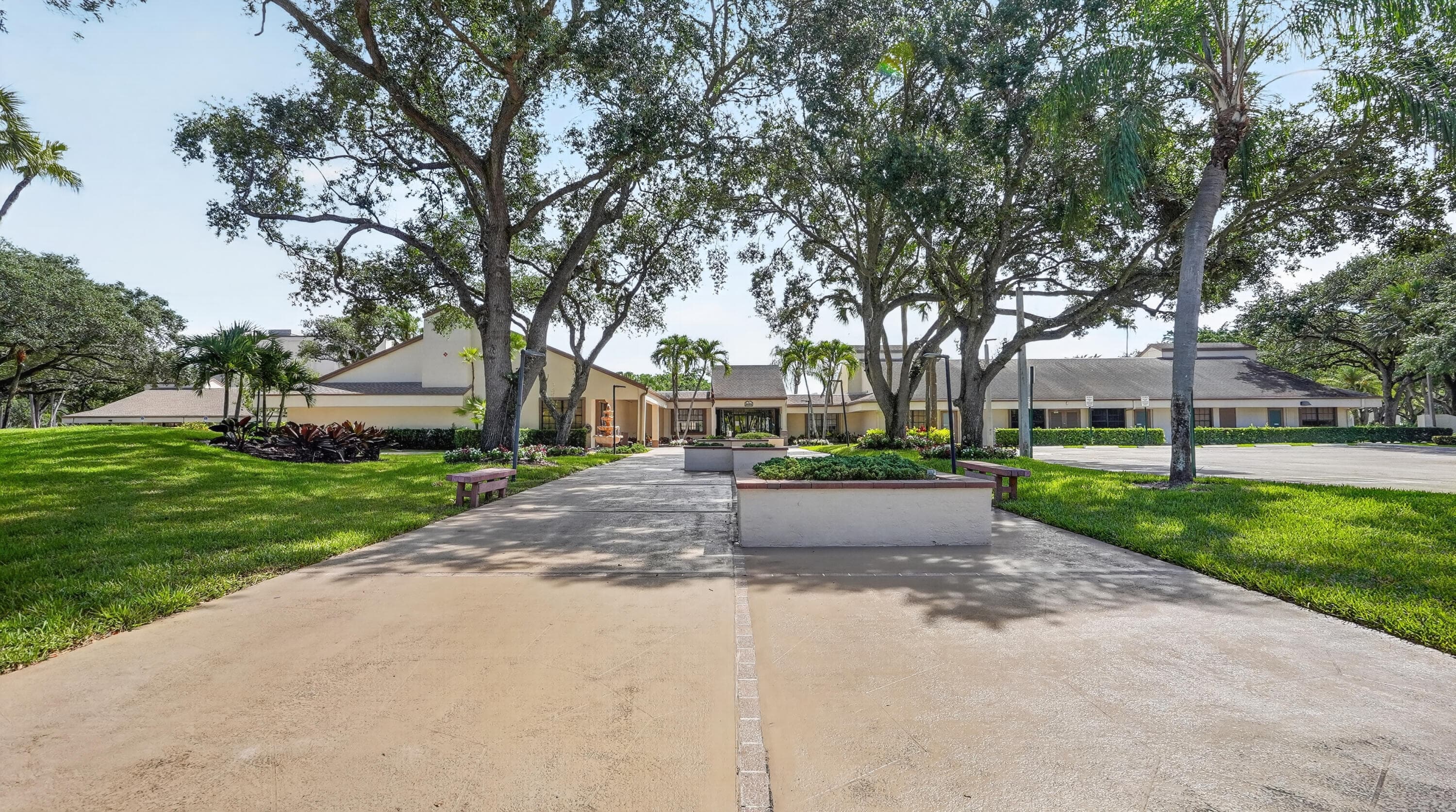 2808 S Carambola Cir Circle S 1980, Coconut Creek, FL 33066 — photo 32 of 39