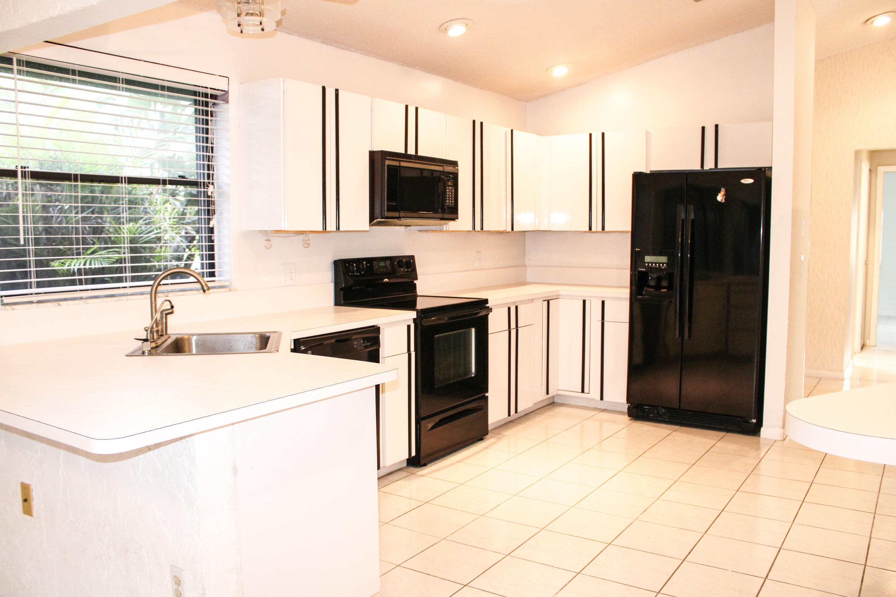 2583 NW 13th Street, Delray Beach, FL 33445 — photo 14 of 40