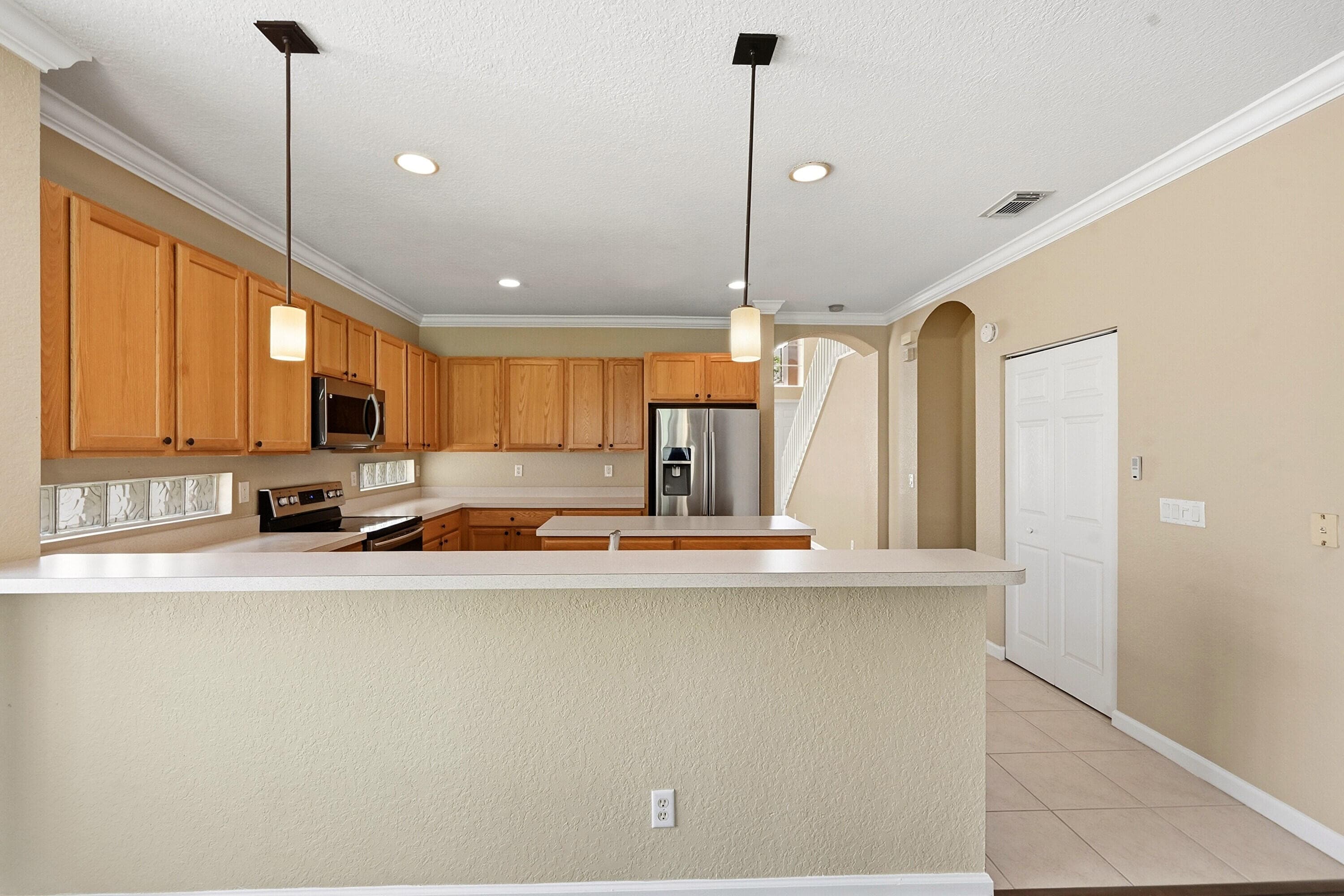 421 Gazetta Way, West Palm Beach, FL 33413 — photo 24 of 67