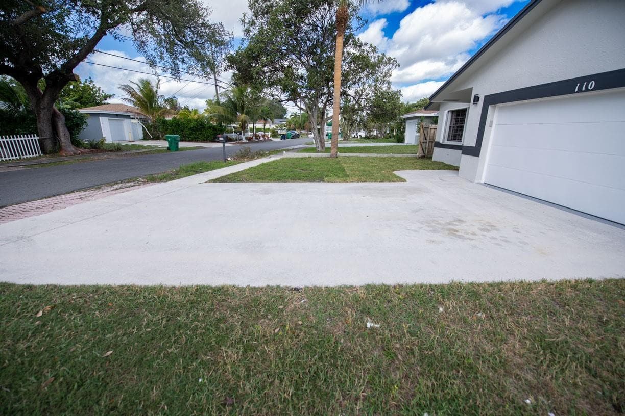 110 NW 6th Avenue, Dania Beach, FL 33004 — photo 5 of 64
