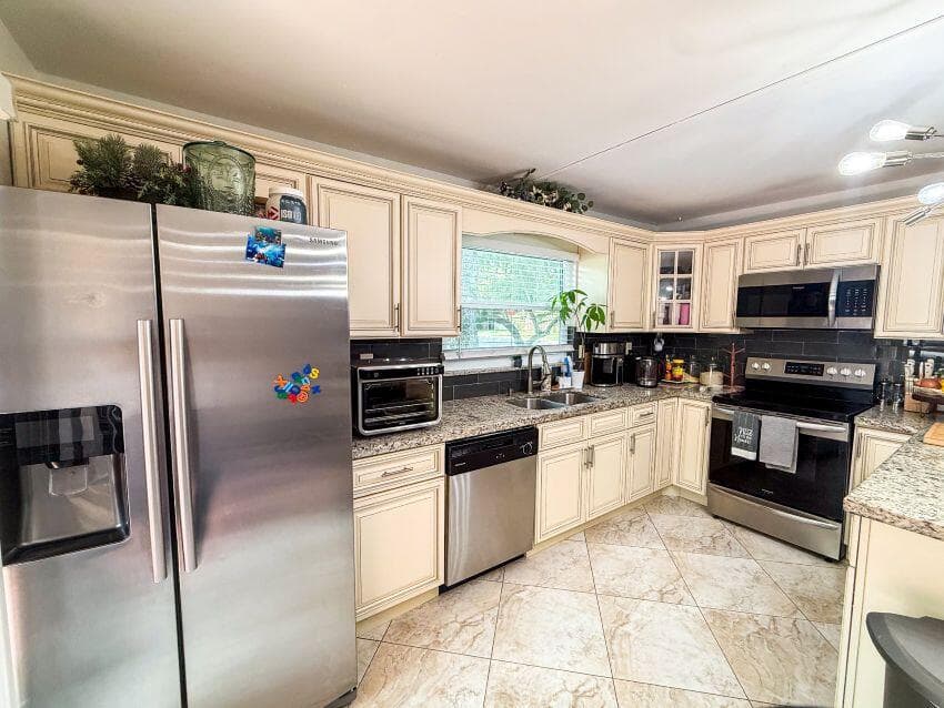 5818 Swordfish Court B, Tamarac, FL 33319 — photo 8 of 28