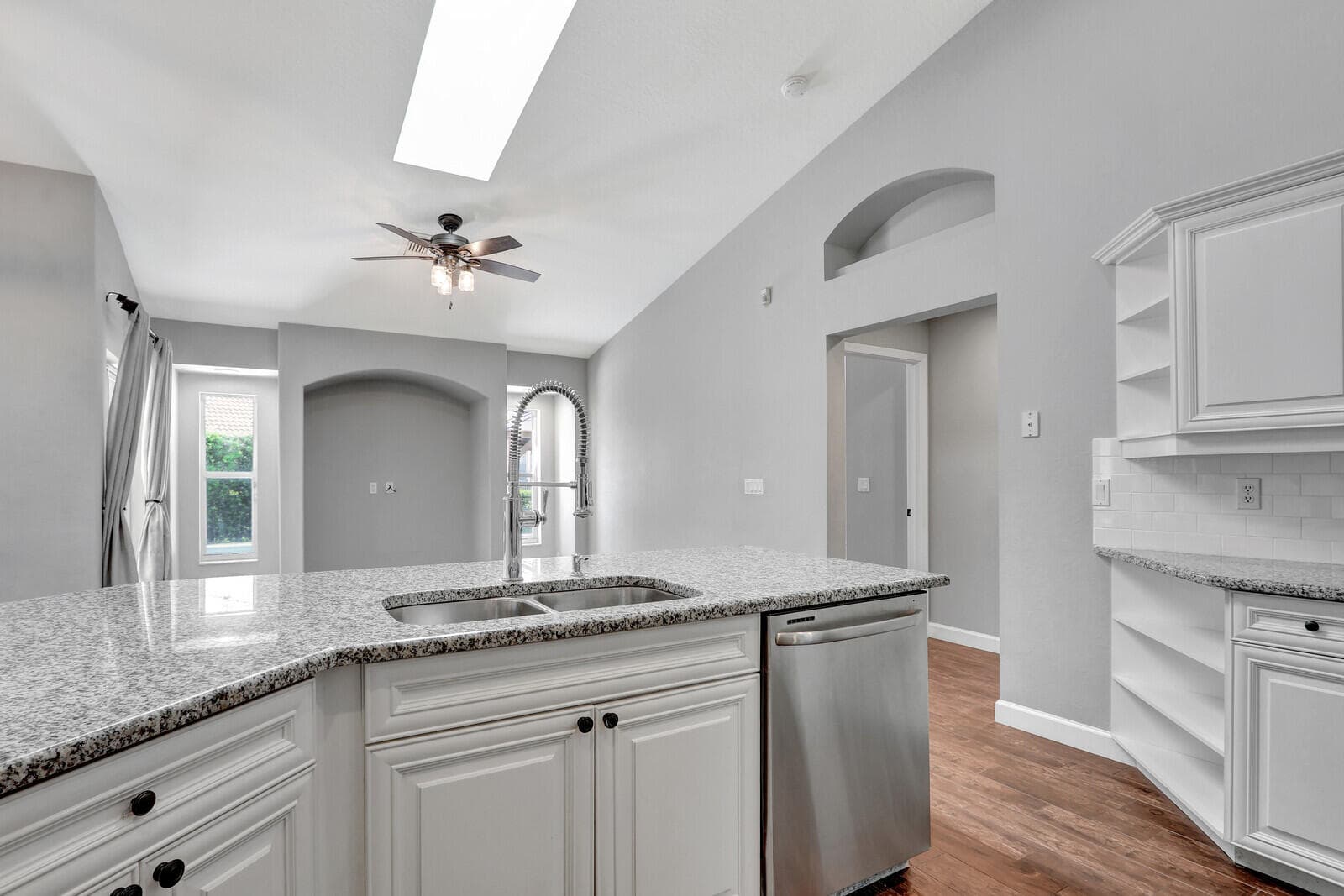 1097 Egret Circle N, Jupiter, FL 33458 — photo 15 of 41