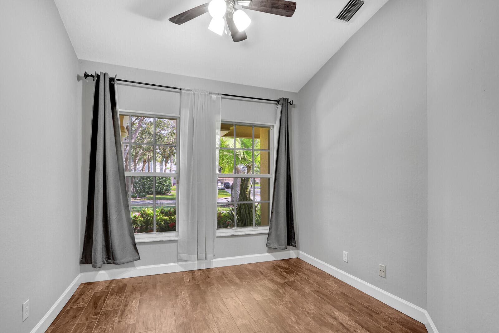 1097 Egret Circle N, Jupiter, FL 33458 — photo 19 of 41