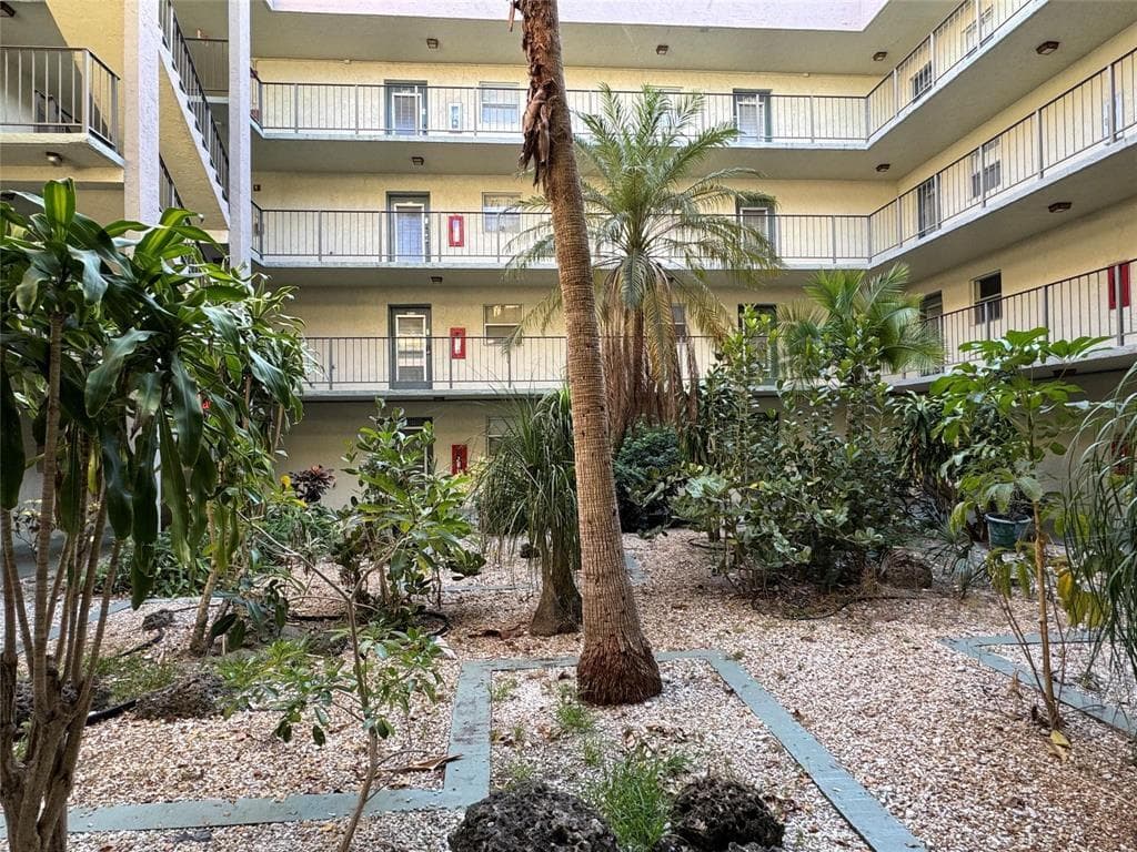 1800 SW 81st Avenue 1307, North Lauderdale, FL 33068 — photo 3 of 28