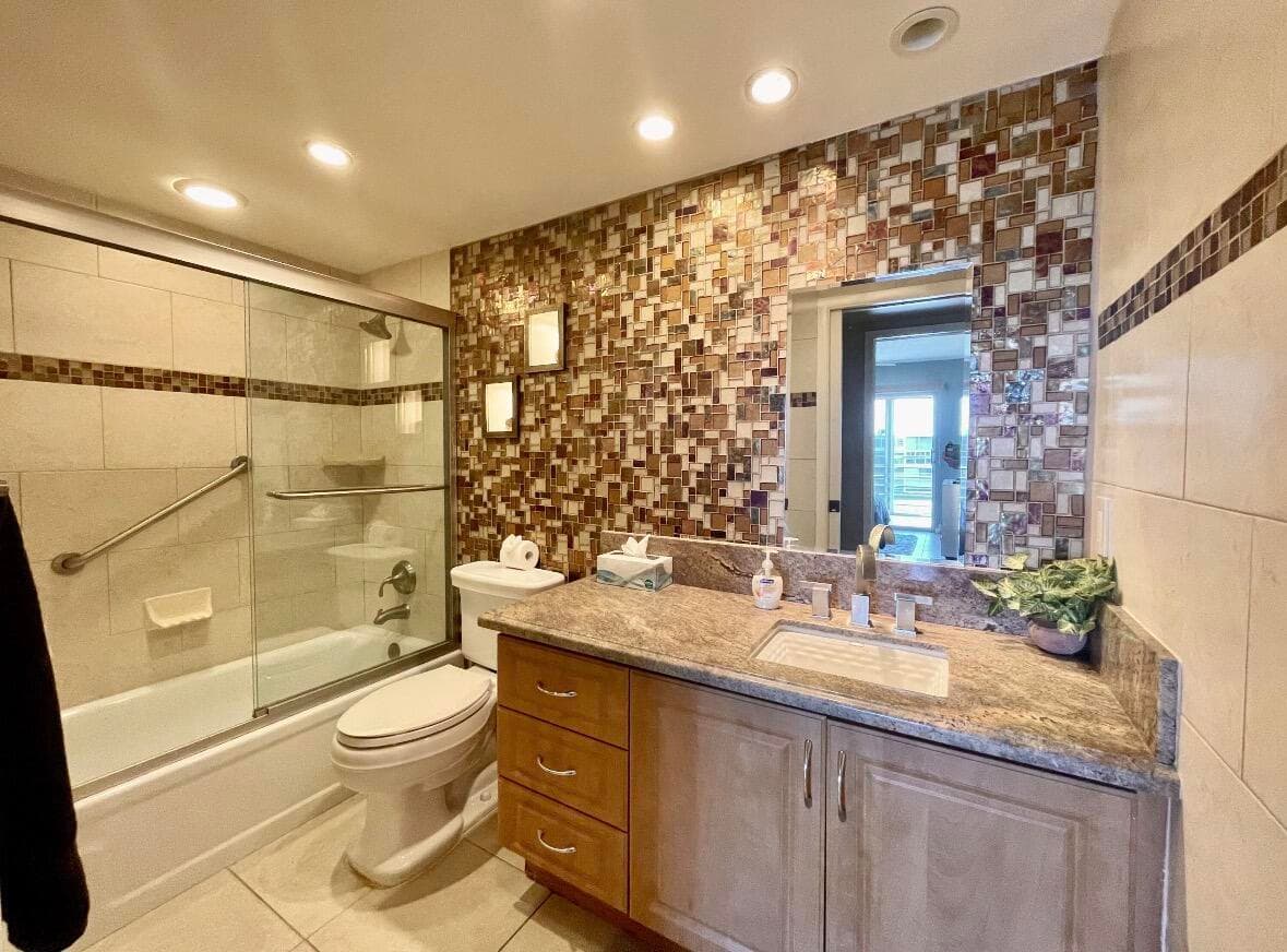 4032 Newcastle B, Boca Raton, FL 33434 — photo 10 of 11