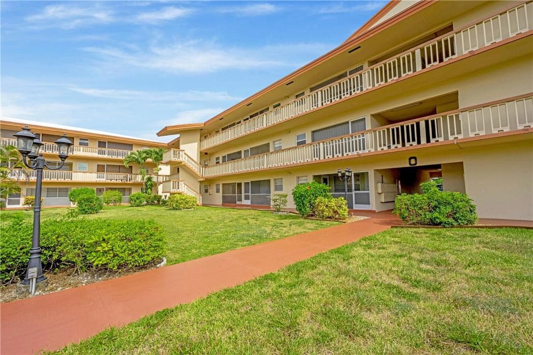 5300 Washington Street 108d, Hollywood, FL 33021 — photo 20 of 34