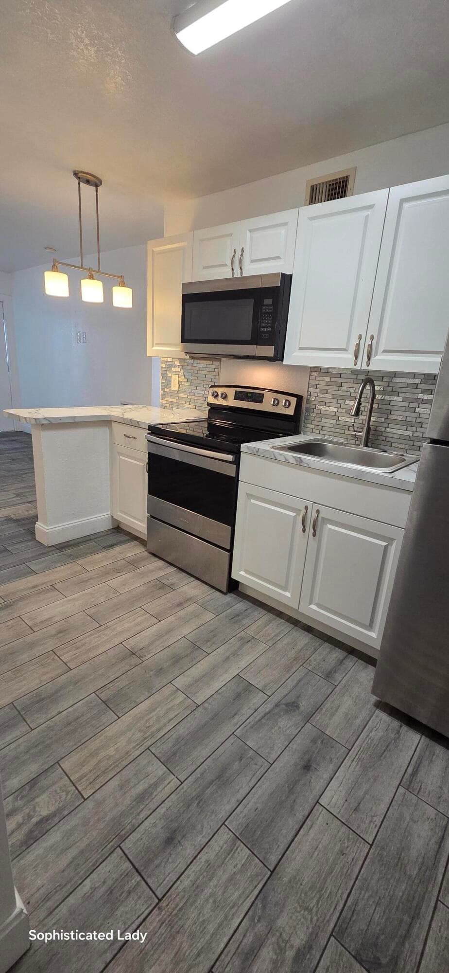 633 11th Street, West Palm Beach, FL 33401 — photo 3 of 10