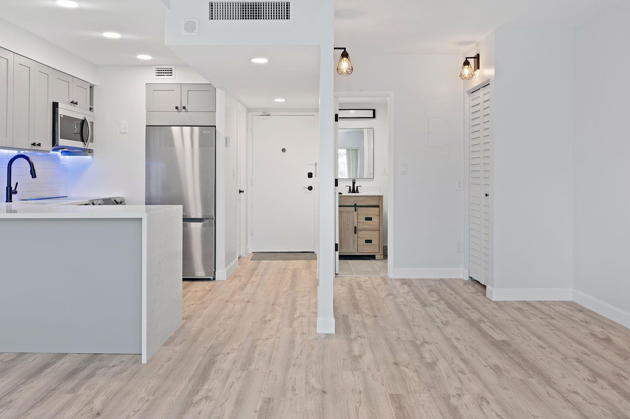 2900 NE 30th Street 5d, Fort Lauderdale, FL 33306 — photo 5 of 38
