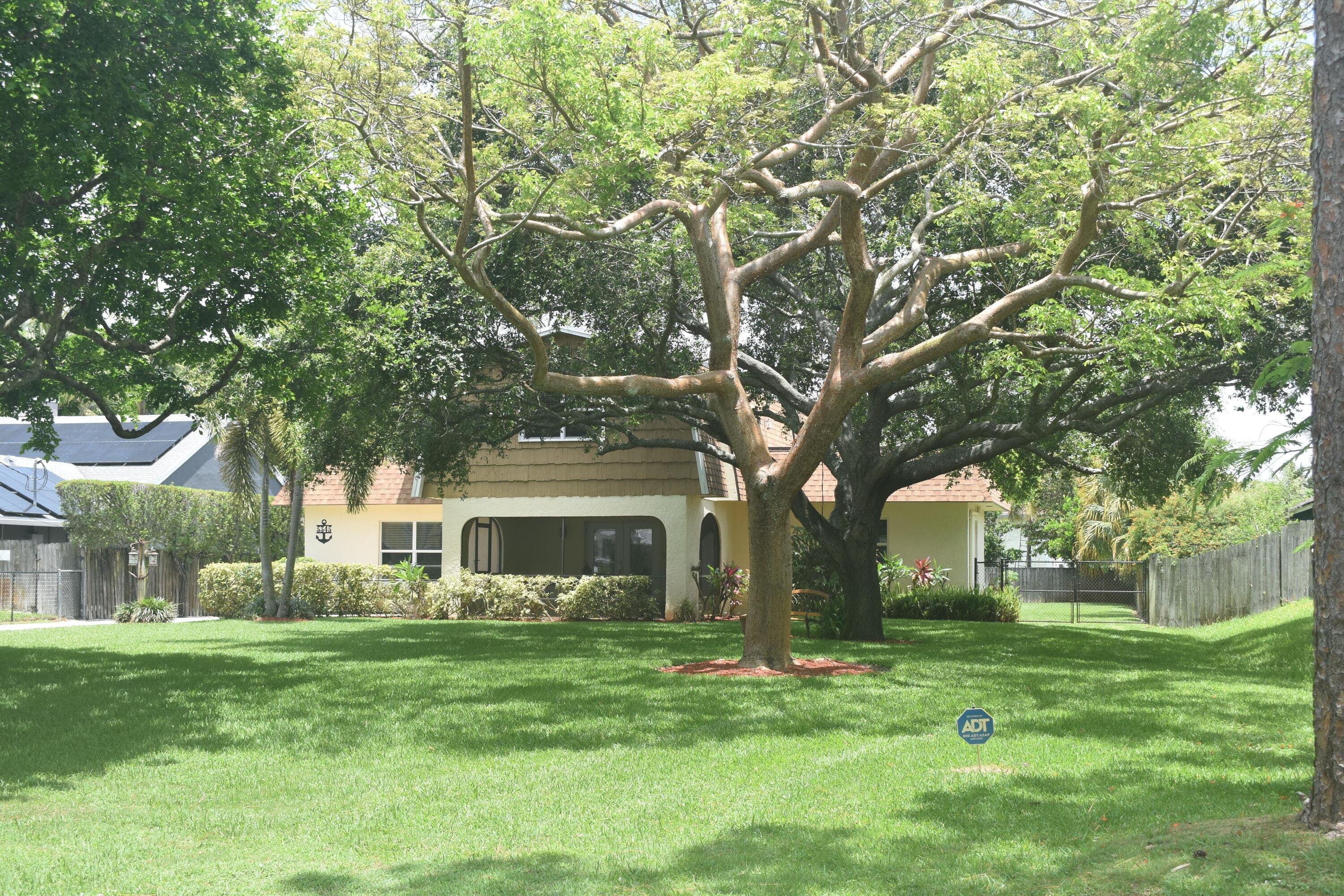 5345 Palm Way, Lake Worth, FL 33463 — photo 3 of 72