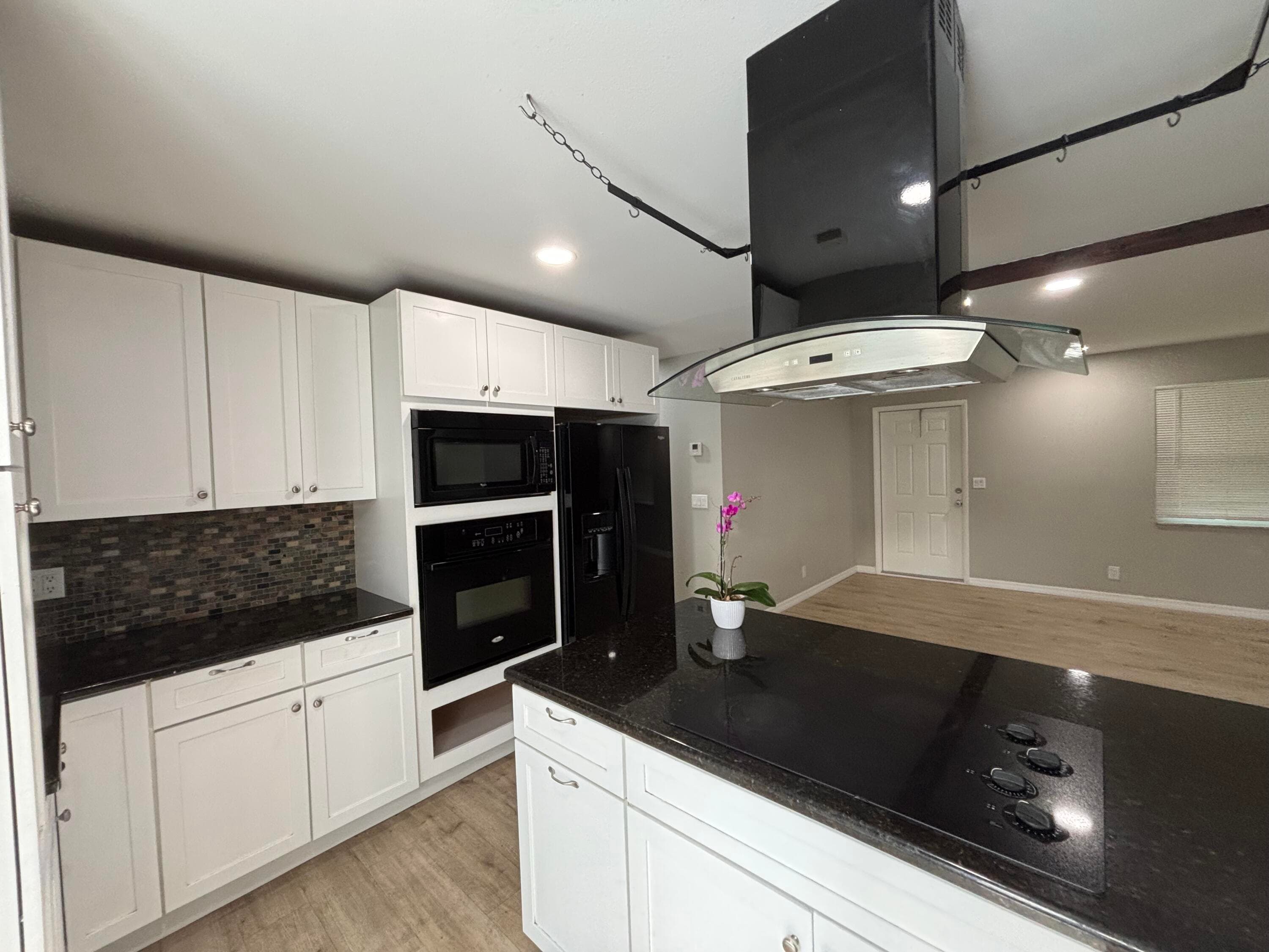 462 S Haverhill Road, West Palm Beach, FL 33415 — photo 9 of 19