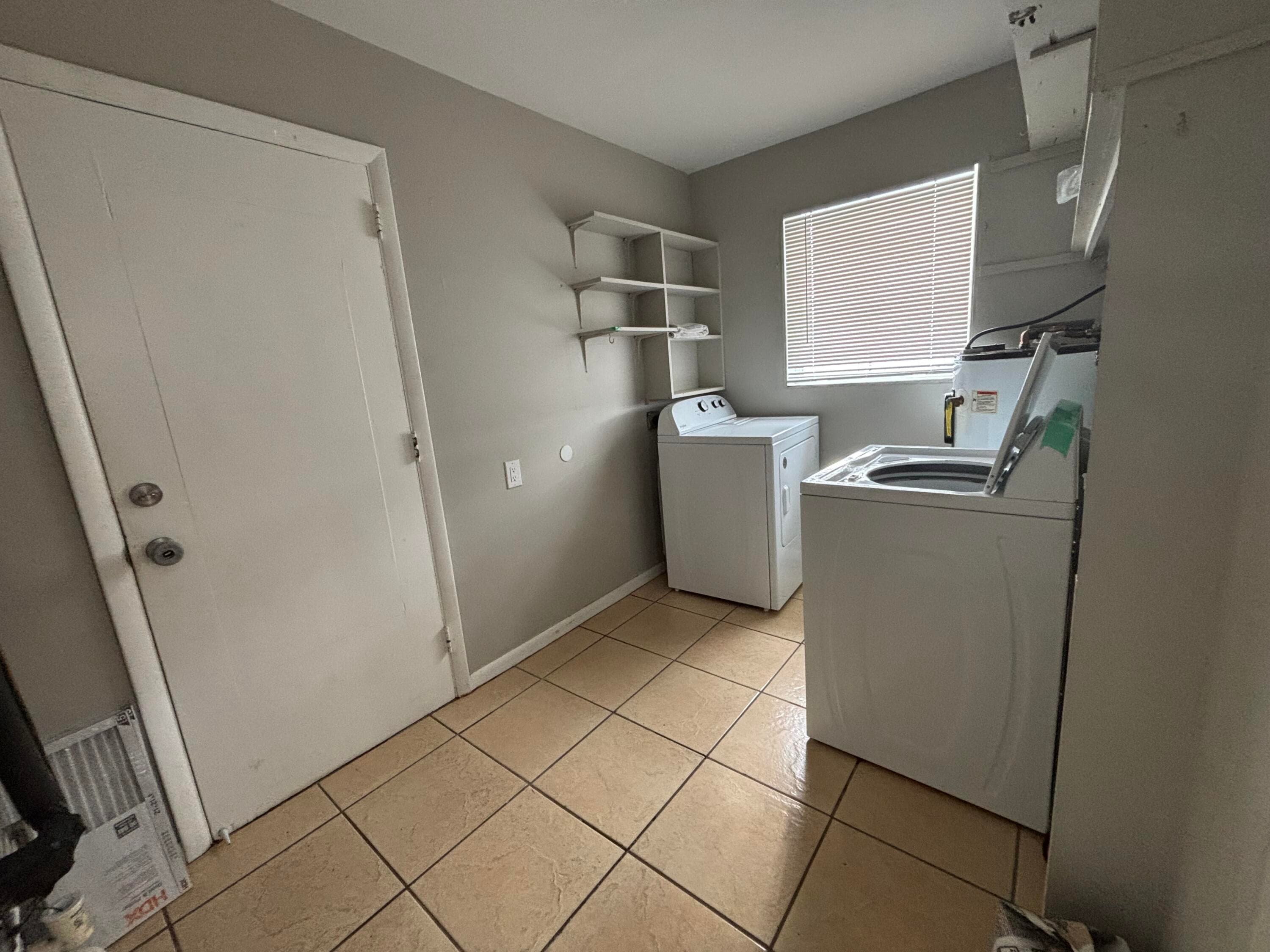 462 S Haverhill Road, West Palm Beach, FL 33415 — photo 16 of 19