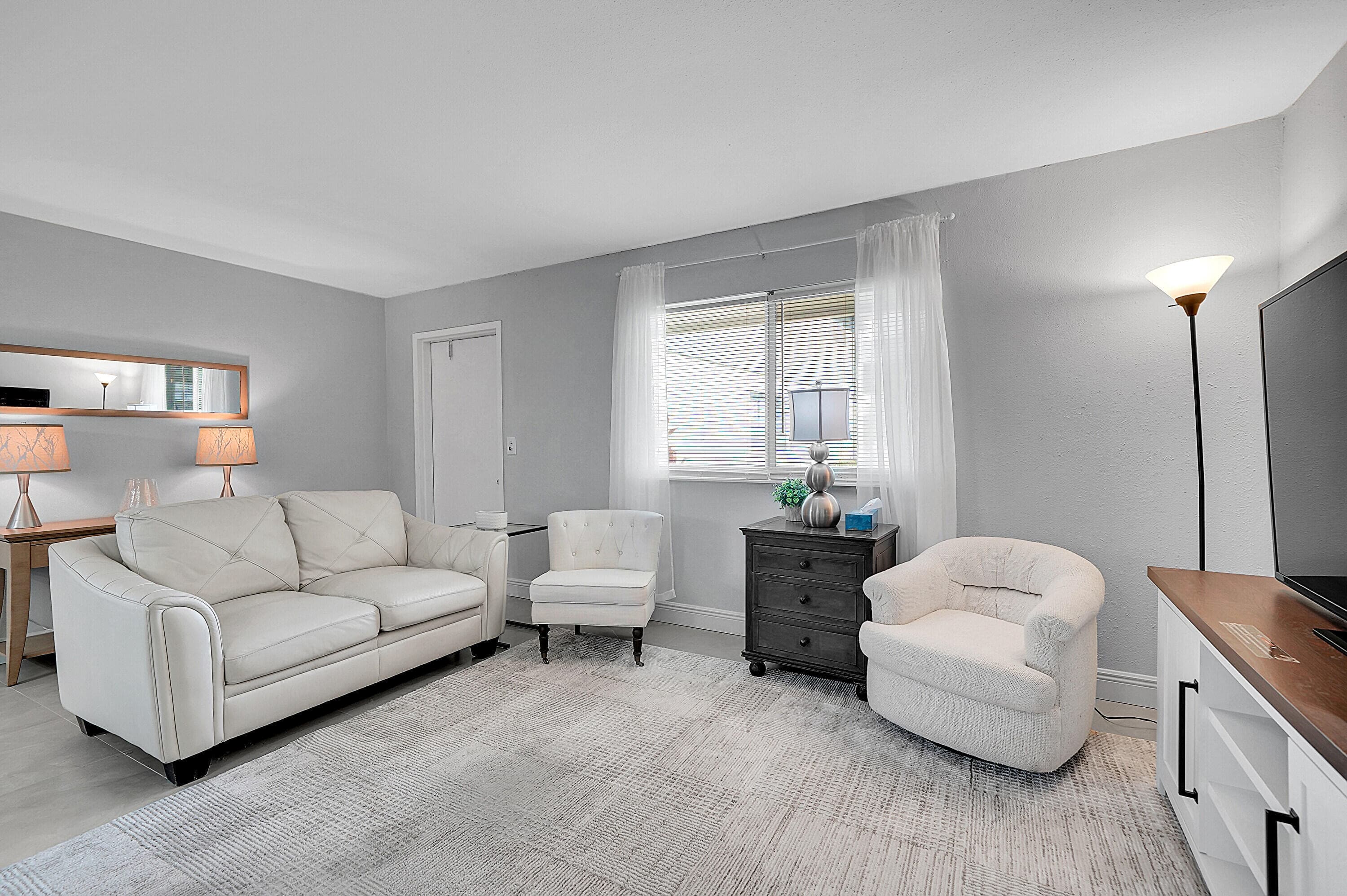 646 Flanders N, Delray Beach, FL 33484 — photo 7 of 28