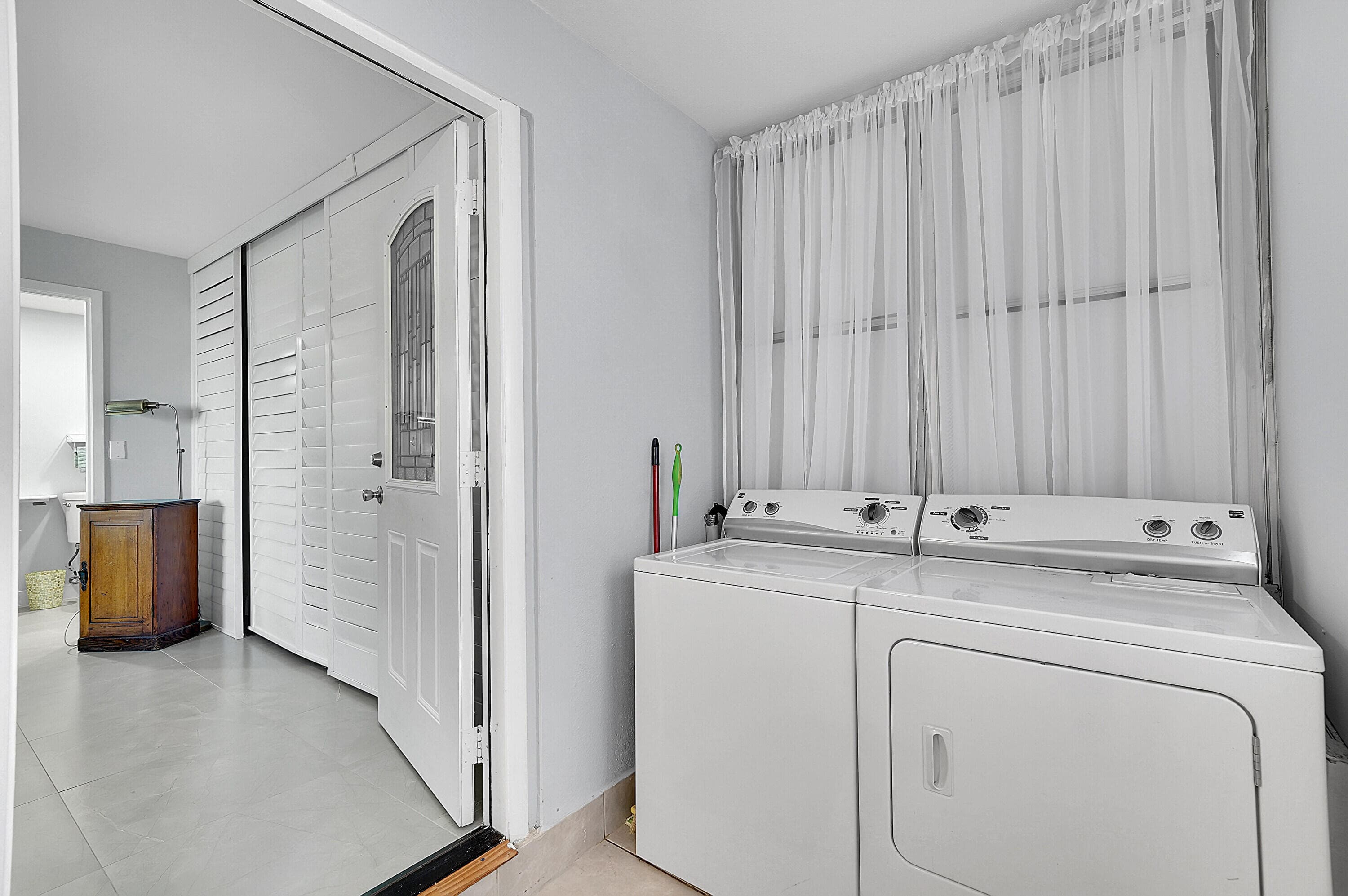 646 Flanders N, Delray Beach, FL 33484 — photo 24 of 28