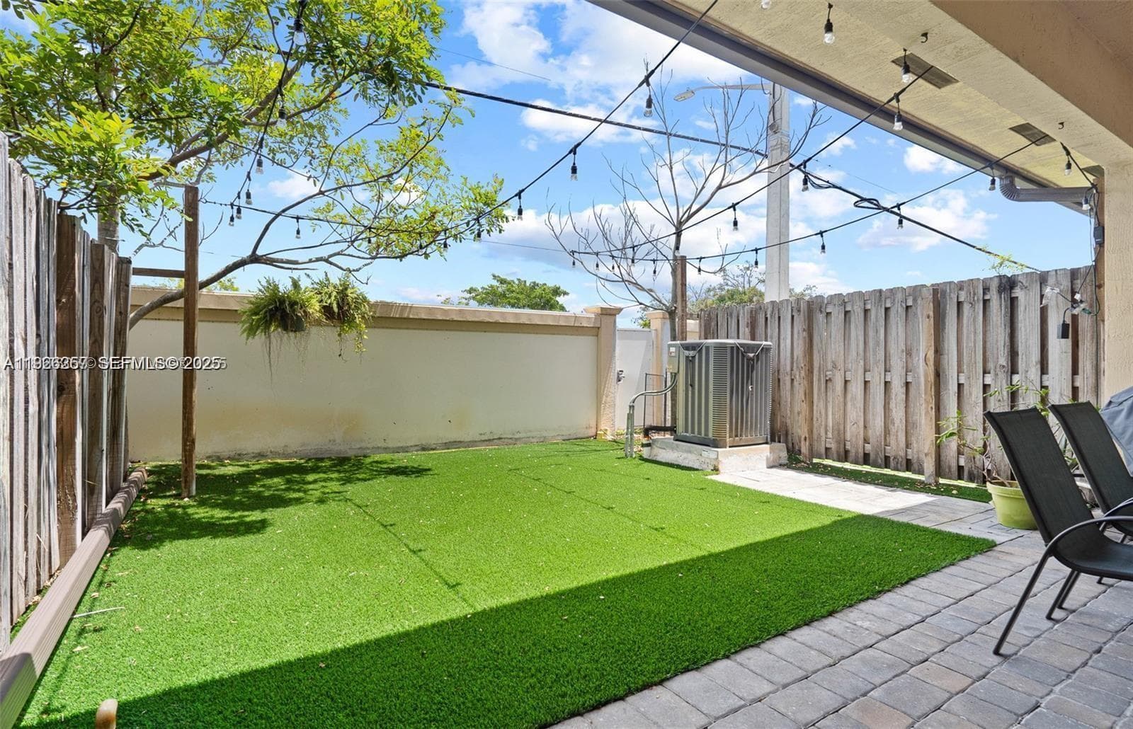 9265 NW 16th Street, Pembroke Pines, FL 33024 — photo 8 of 23