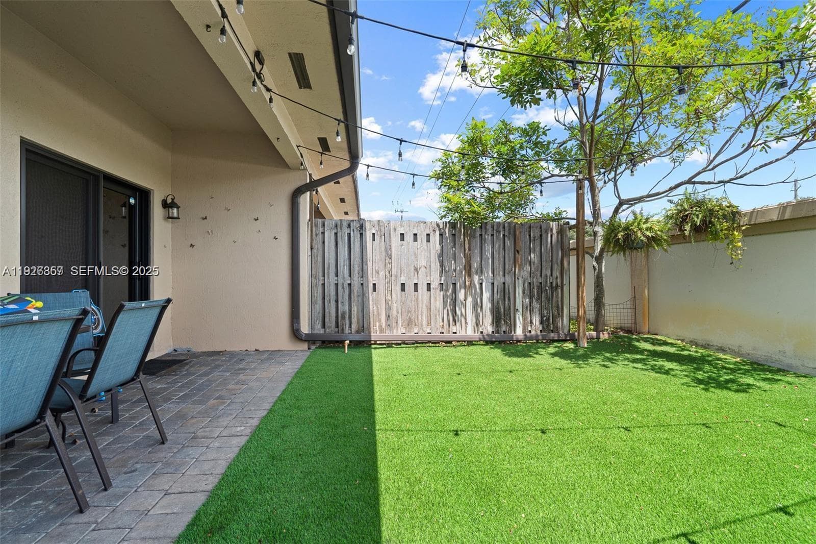 9265 NW 16th Street, Pembroke Pines, FL 33024 — photo 9 of 23