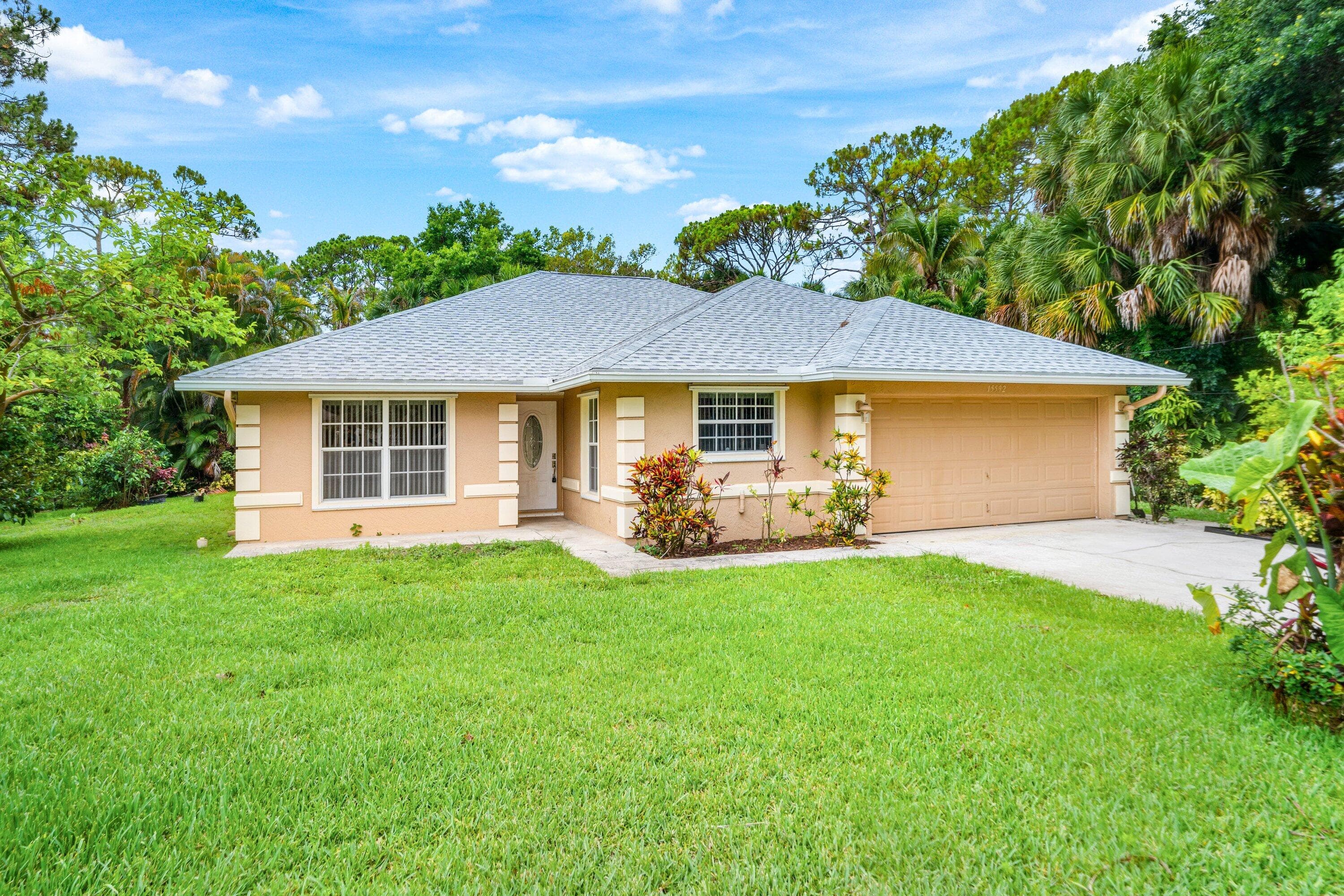 15592 99th Street N, West Palm Beach, FL 33412 — photo 2 of 38