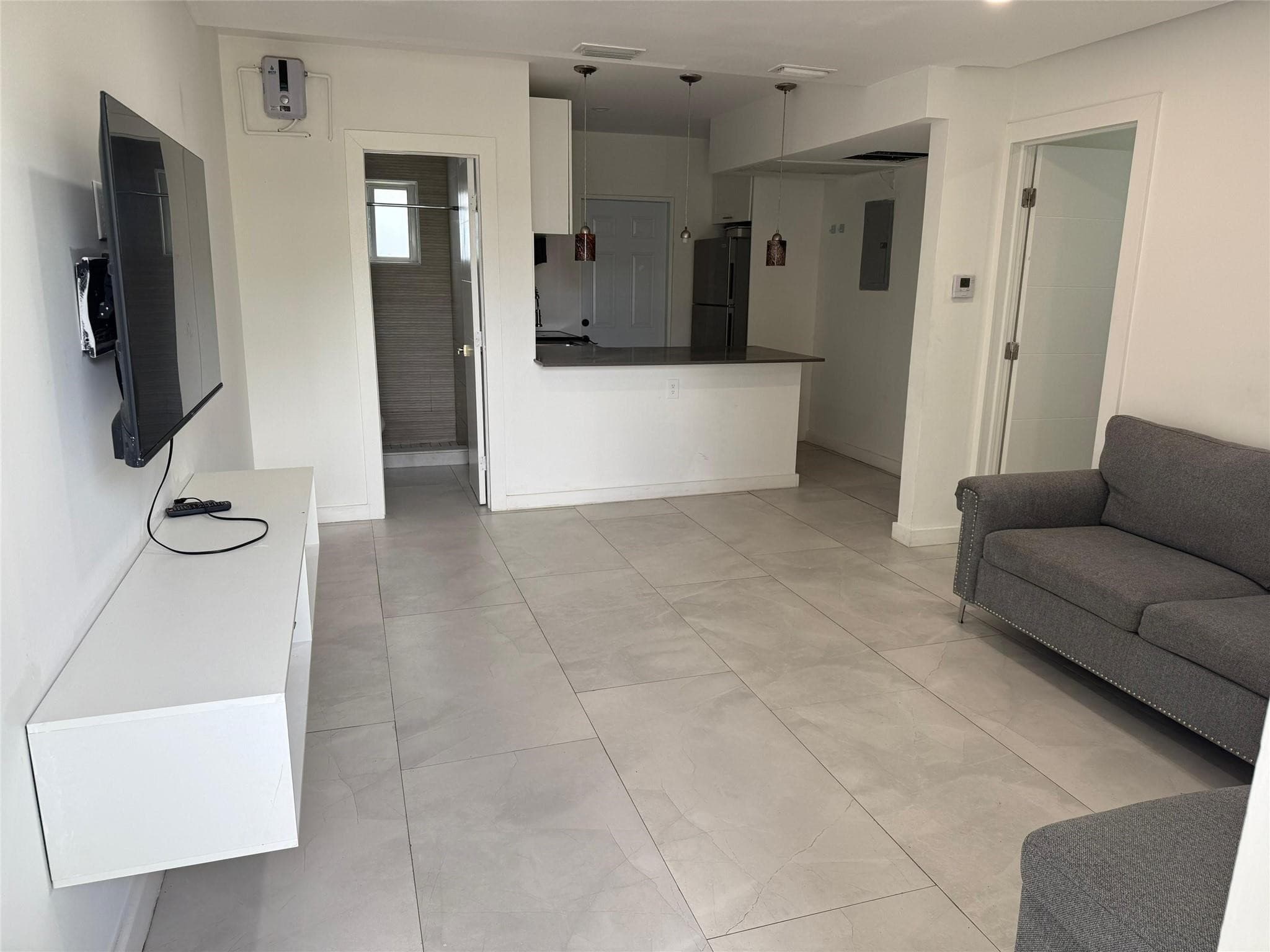 2201 Greene Street 1, Hollywood, FL 33020 — photo 2 of 5