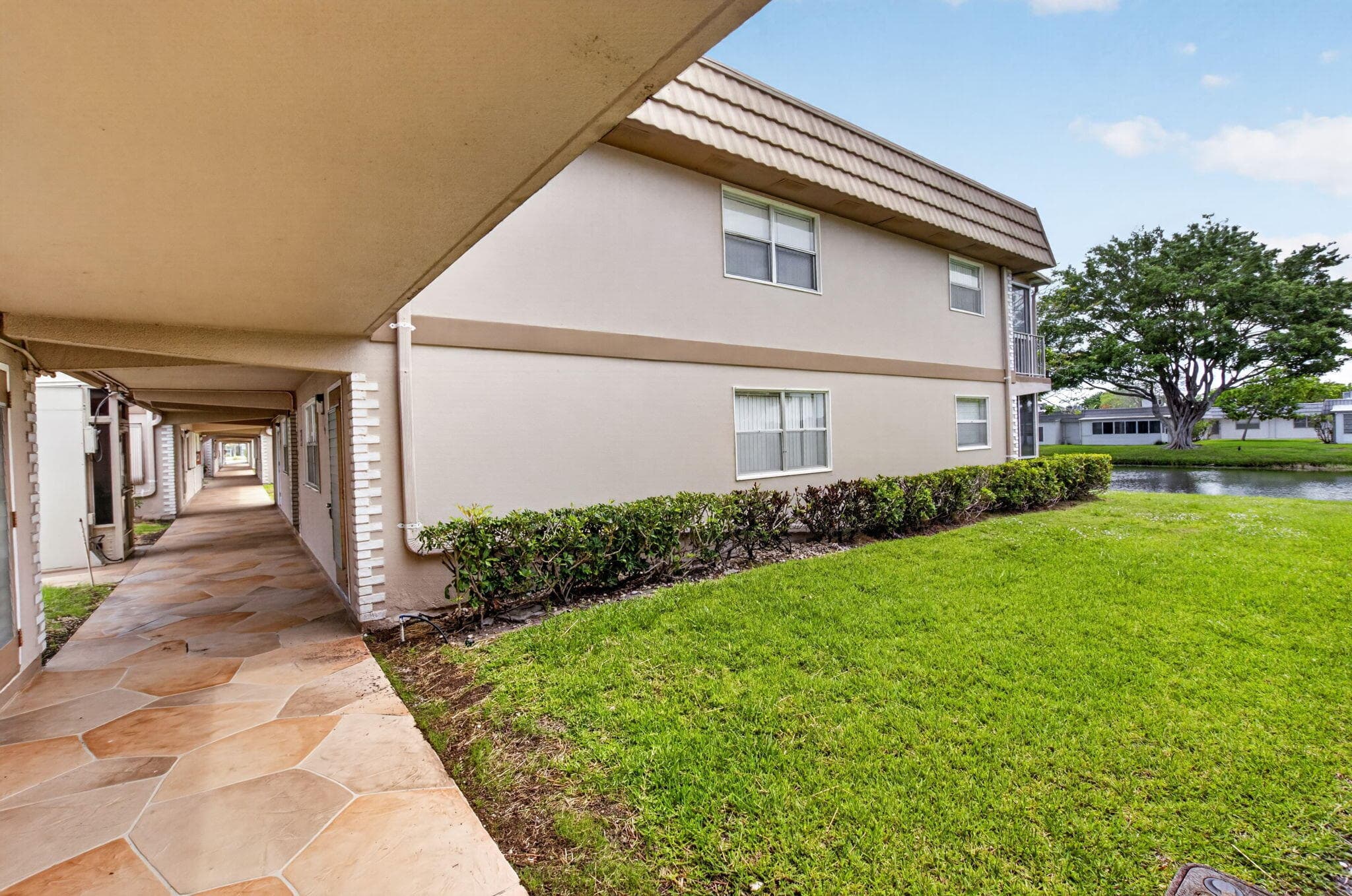 11 Brittany A, Delray Beach, FL 33446 — photo 3 of 95
