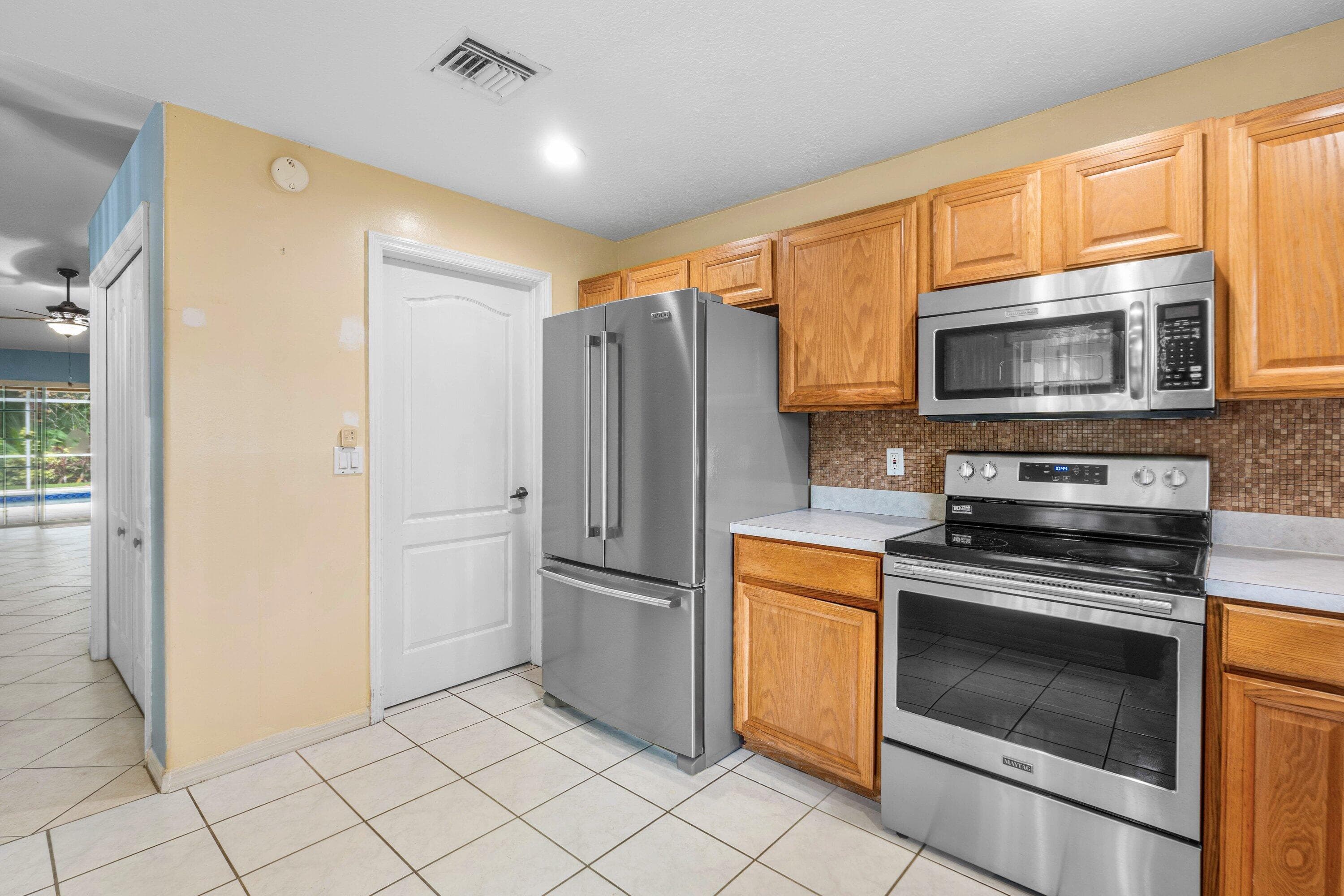 15592 99th Street N, West Palm Beach, FL 33412 — photo 12 of 38