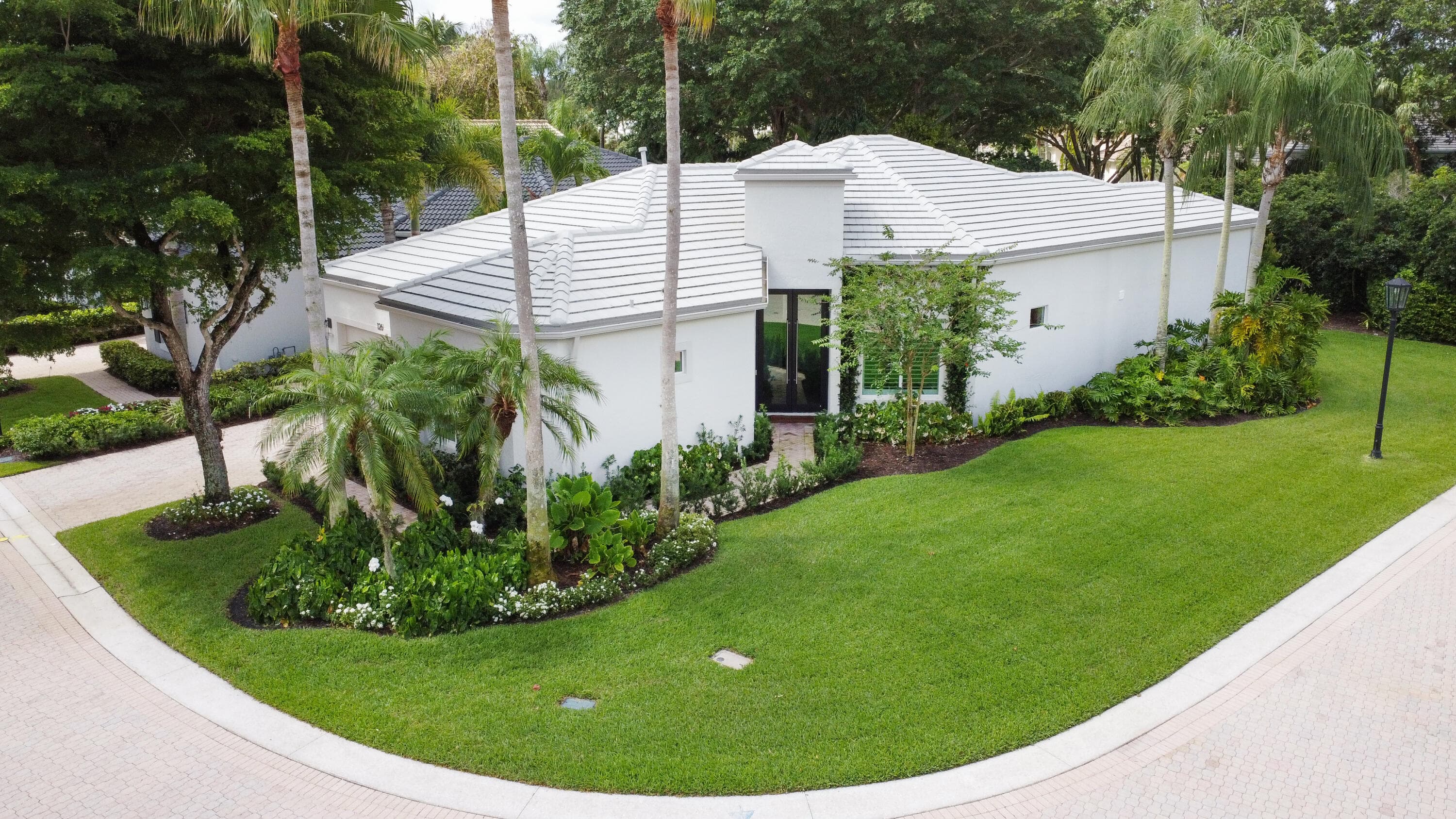 126 Sunset Cove Lane, Palm Beach Gardens, FL 33418 — photo 1 of 33