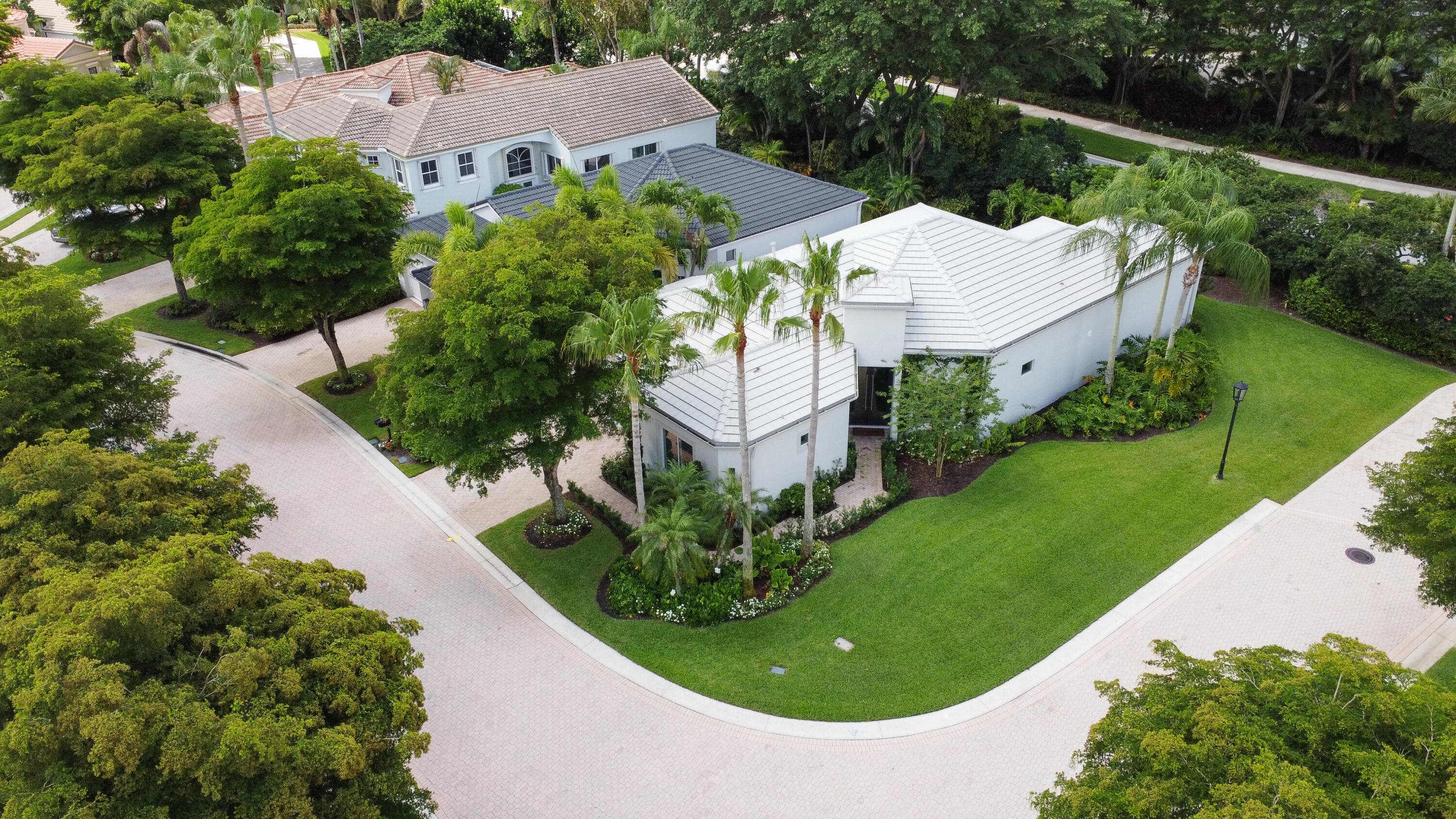126 Sunset Cove Lane, Palm Beach Gardens, FL 33418 — photo 2 of 33