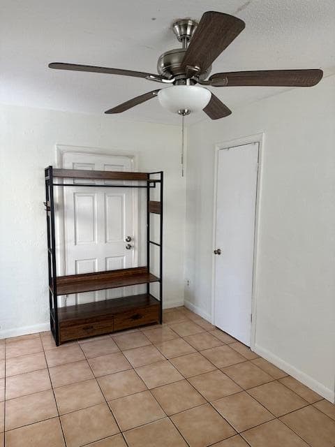807 Phippen Waiters Road 2, Dania Beach, FL 33004 — photo 5 of 7