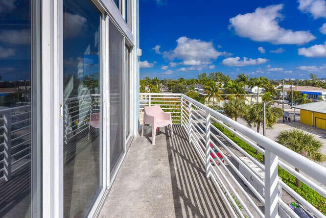 108 Lake Avenue 406, Lake Worth Beach, FL 33460 — photo 21 of 54