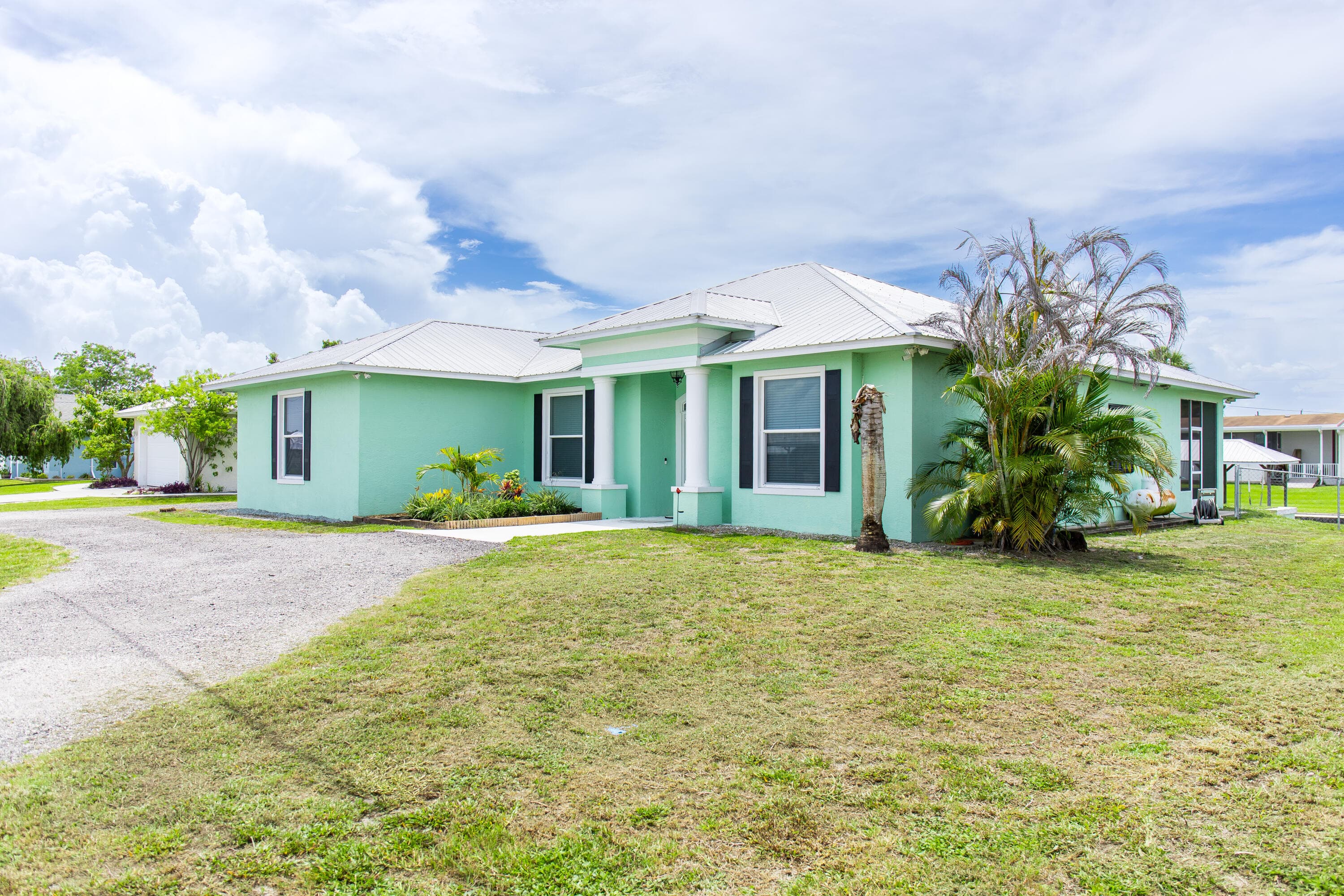 2406 SE 31st Street SE, Okeechobee, FL 34974 — photo 4 of 71
