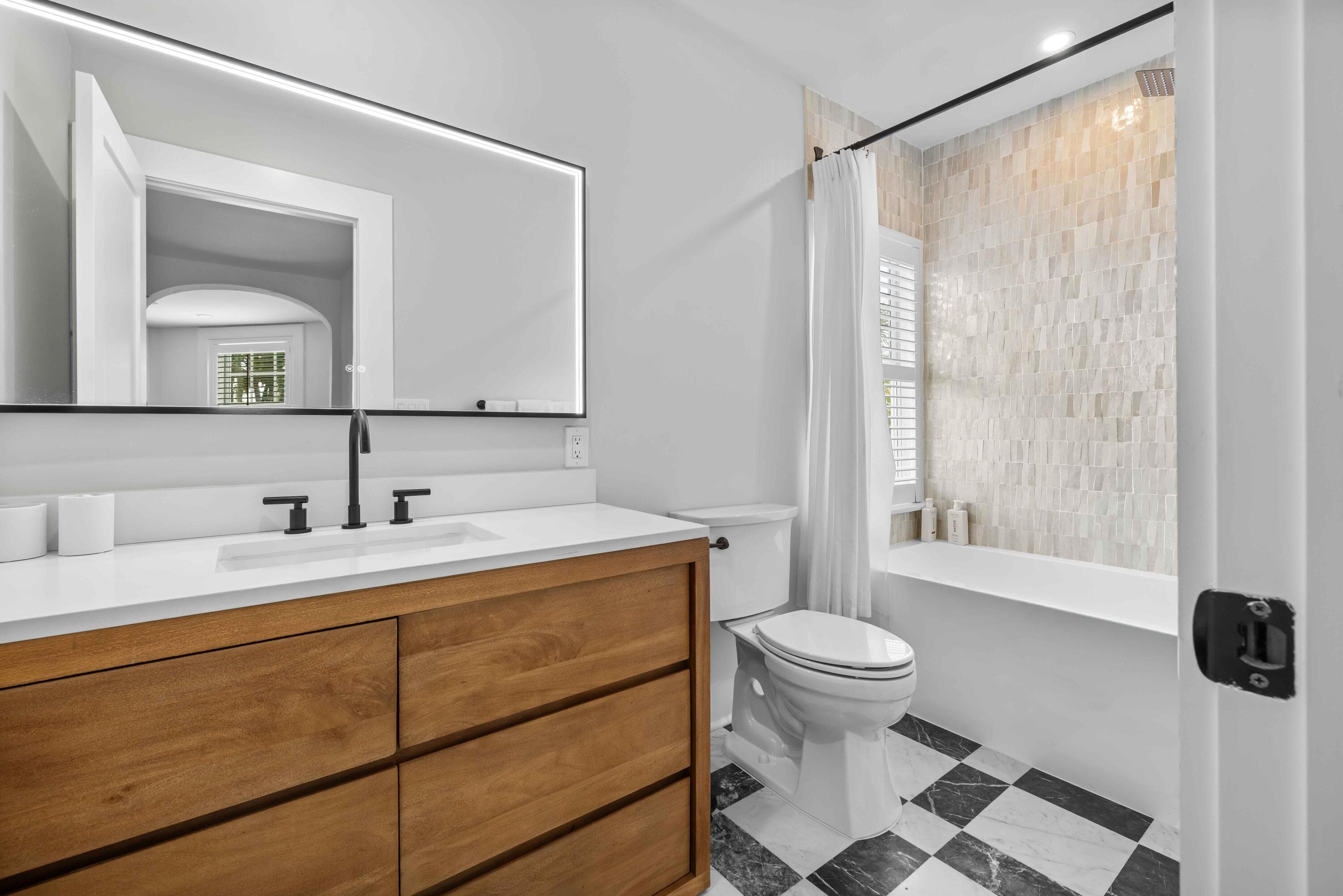 511 32nd Street, West Palm Beach, FL 33407 — photo 17 of 35