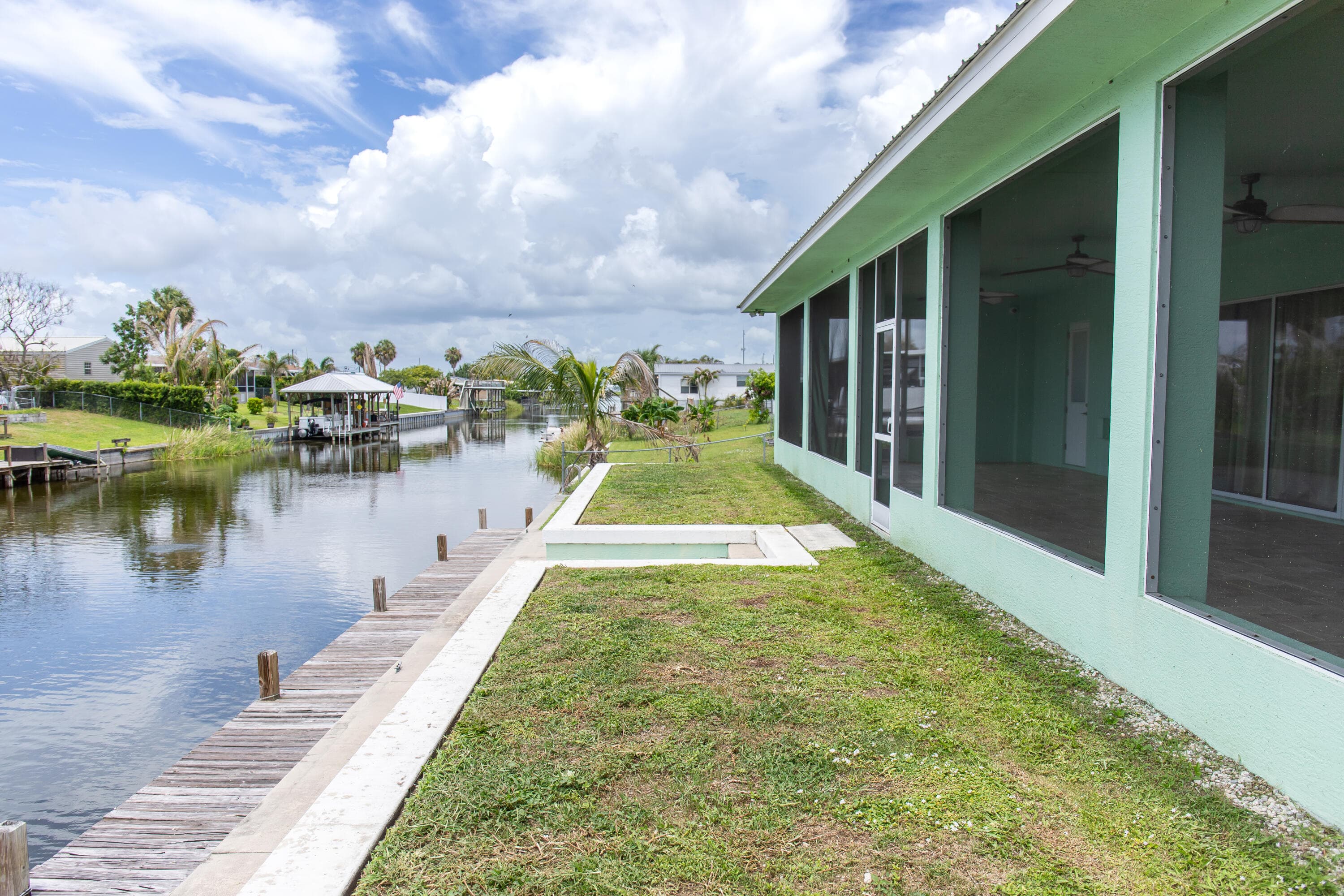 2406 SE 31st Street SE, Okeechobee, FL 34974 — photo 9 of 71