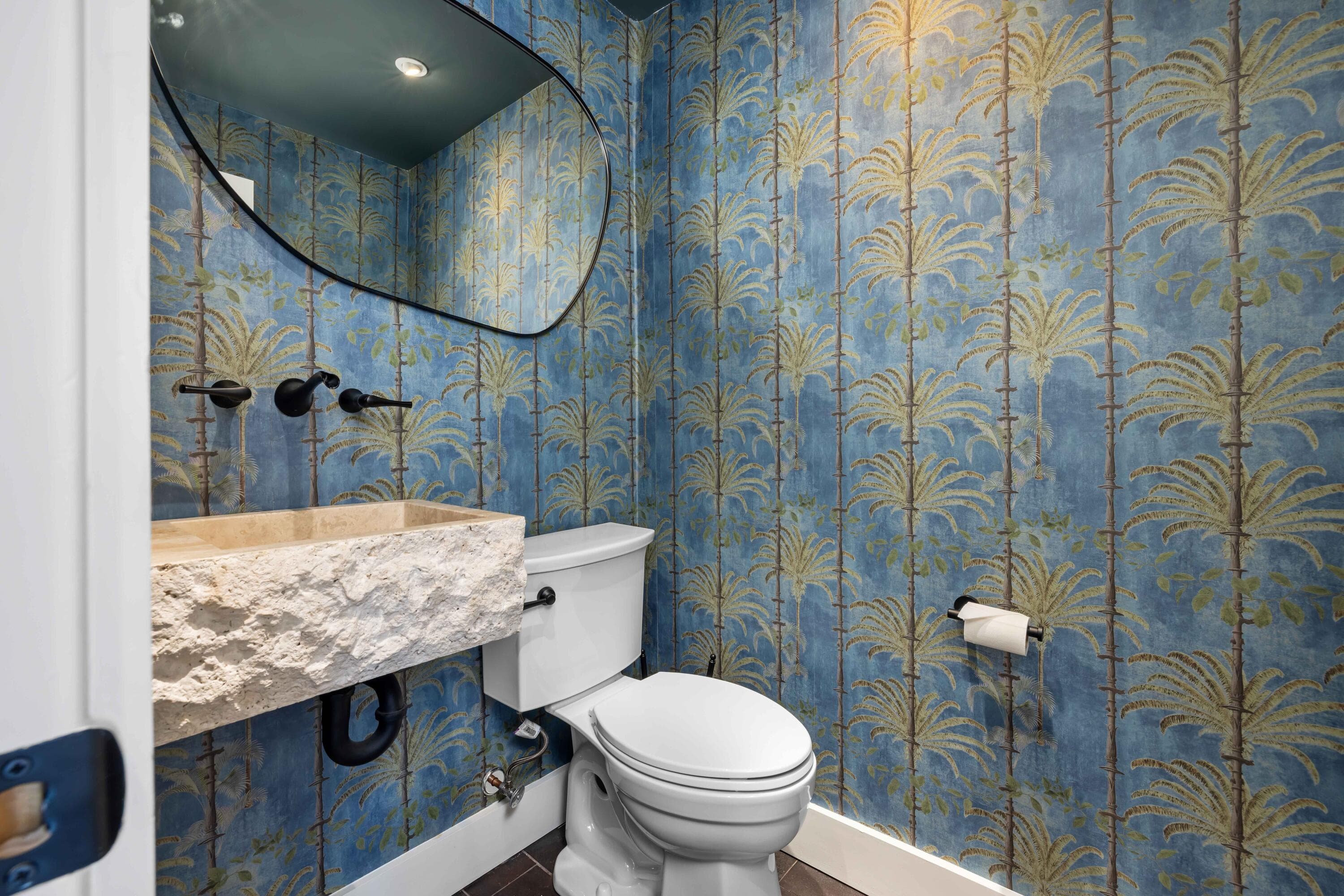 511 32nd Street, West Palm Beach, FL 33407 — photo 9 of 35