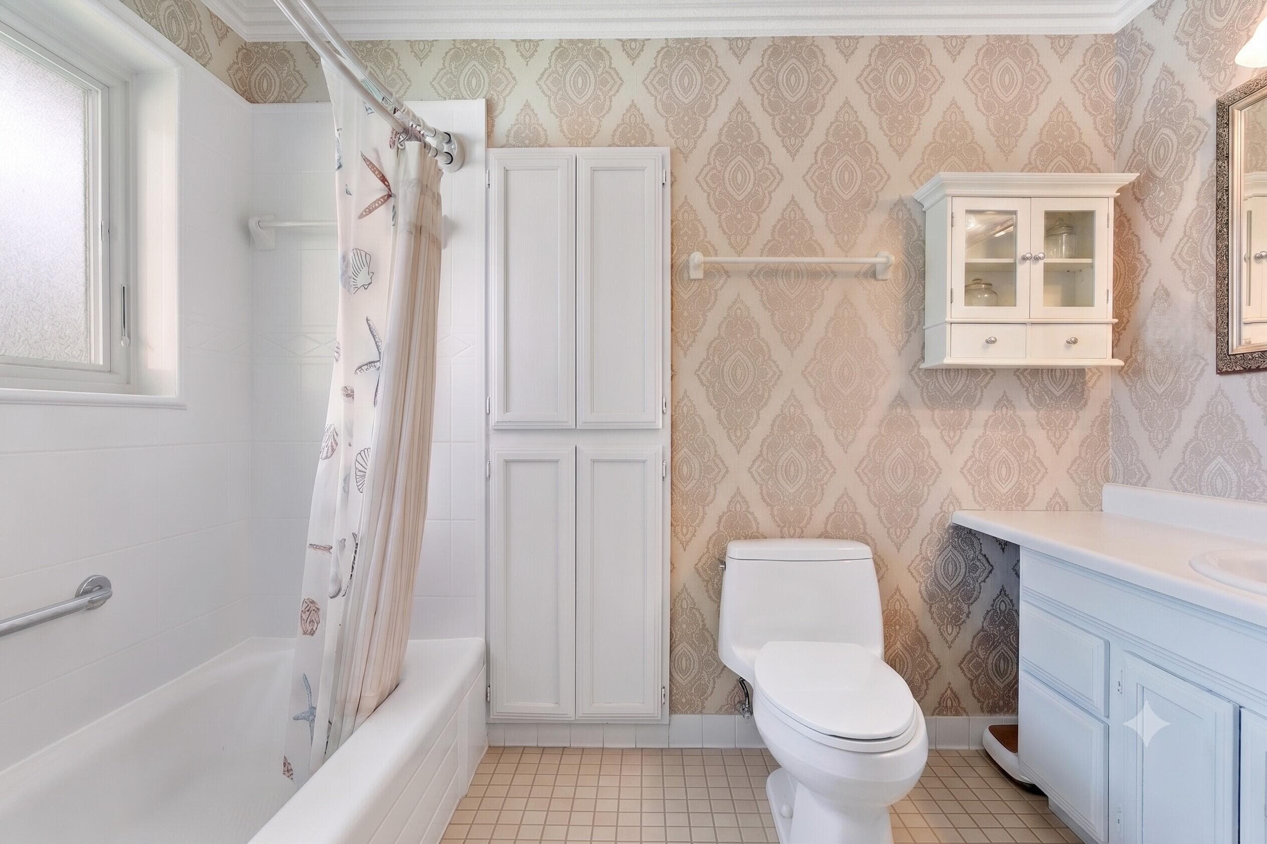 660 Azalea Court, Plantation, FL 33317 — photo 17 of 32