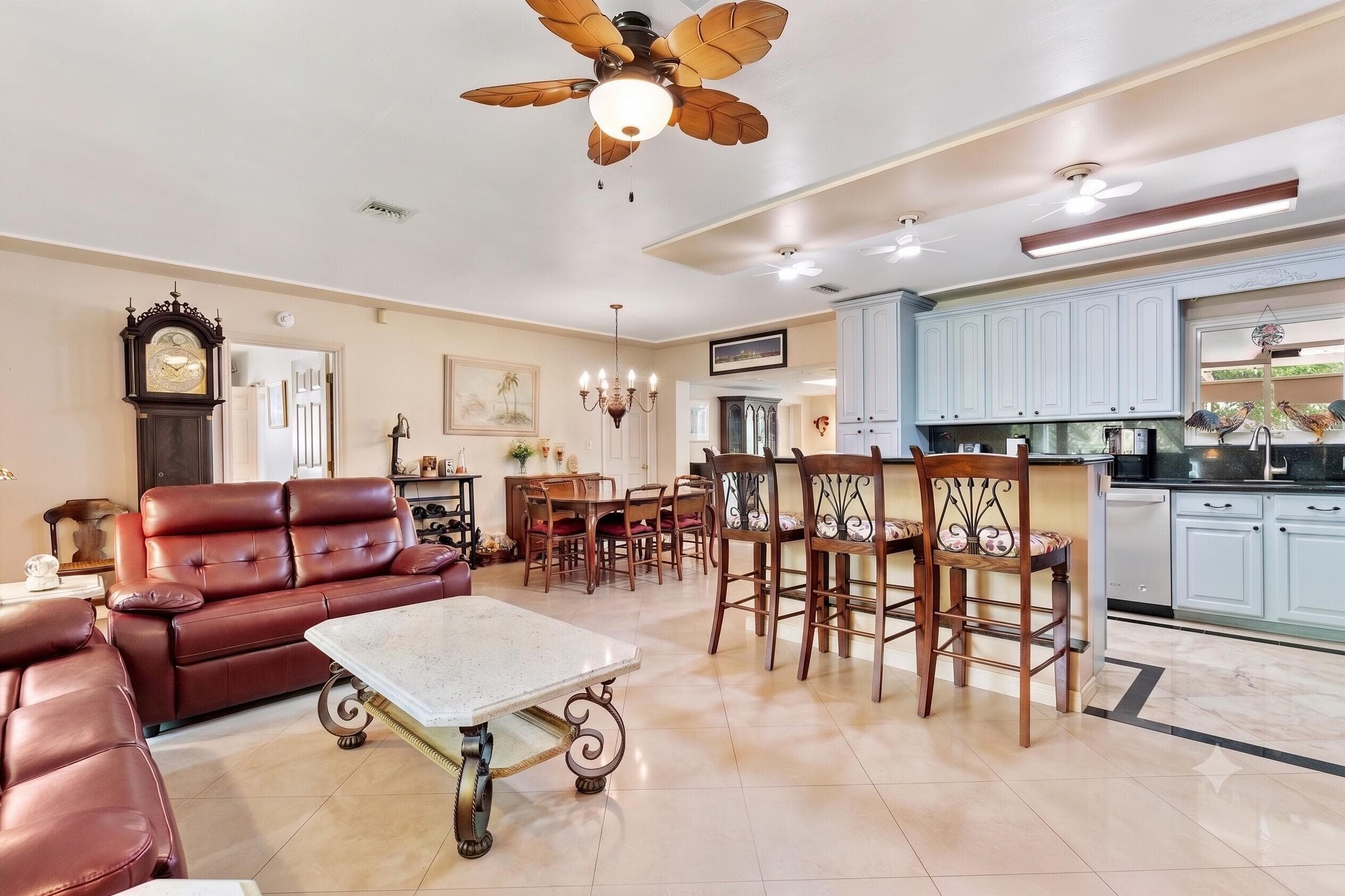 660 Azalea Court, Plantation, FL 33317 — photo 8 of 32