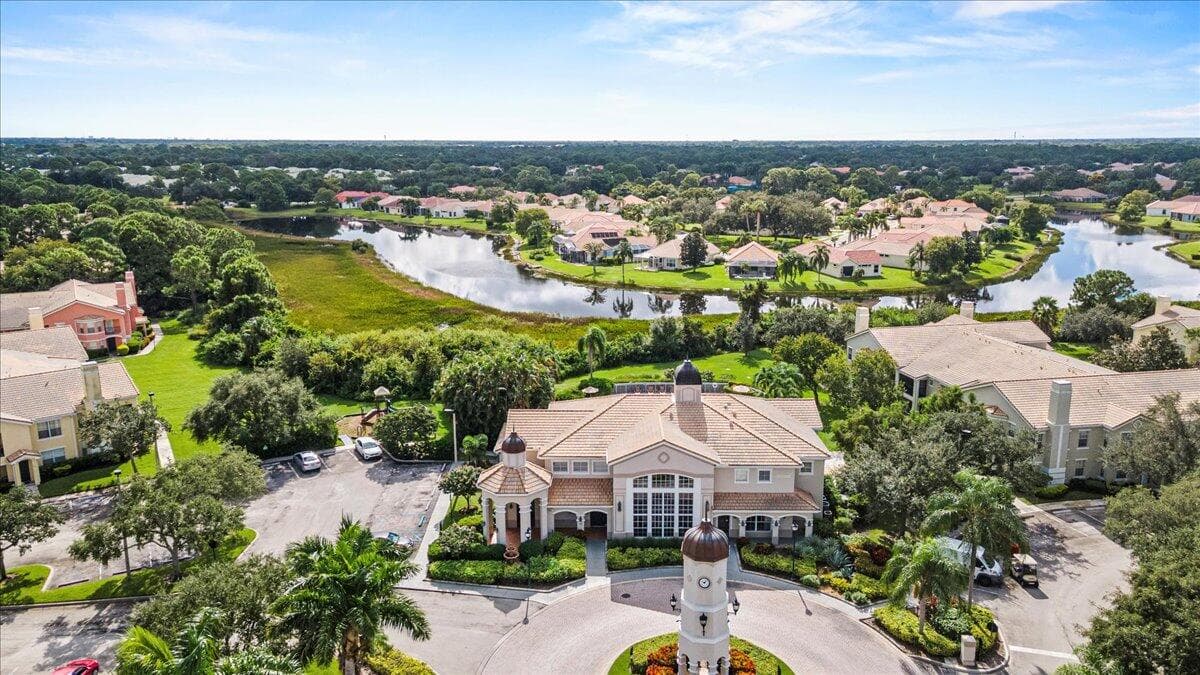 130 SW Peacock Boulevard 16, Port St. Lucie, FL 34986 — photo 13 of 33