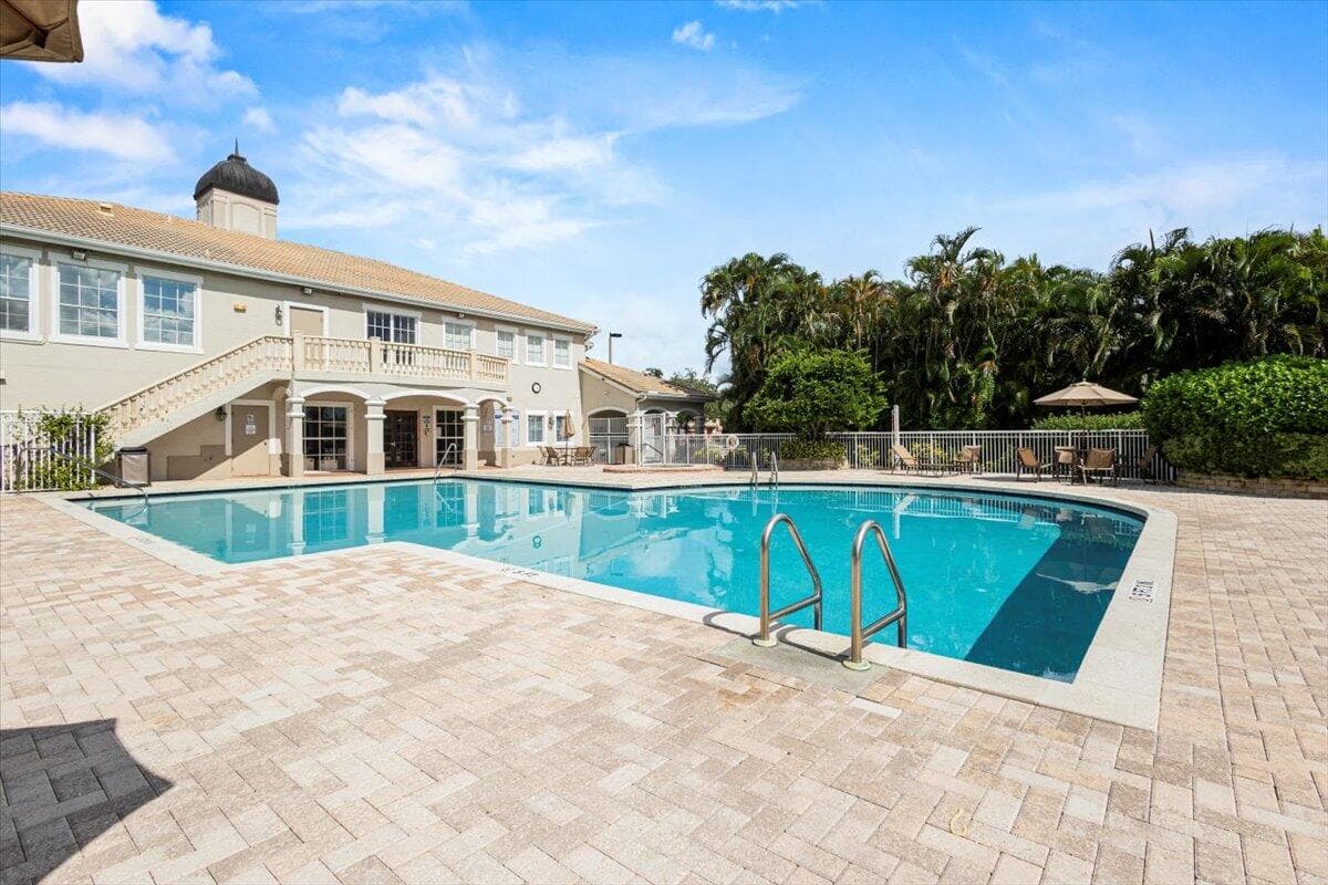130 SW Peacock Boulevard 16, Port St. Lucie, FL 34986 — photo 29 of 33