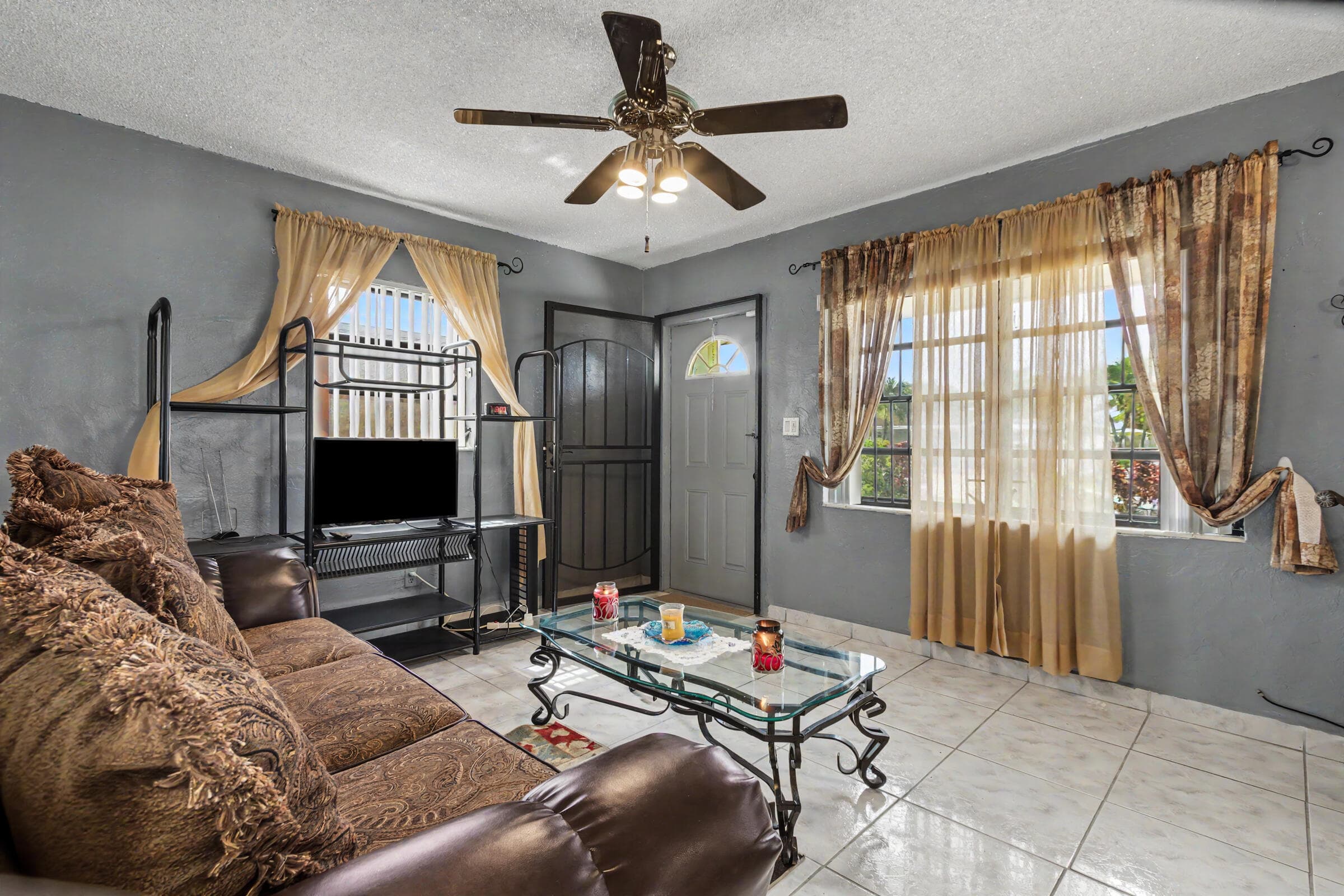 6417 SW 23rd Street, Miramar, FL 33023 — photo 14 of 45