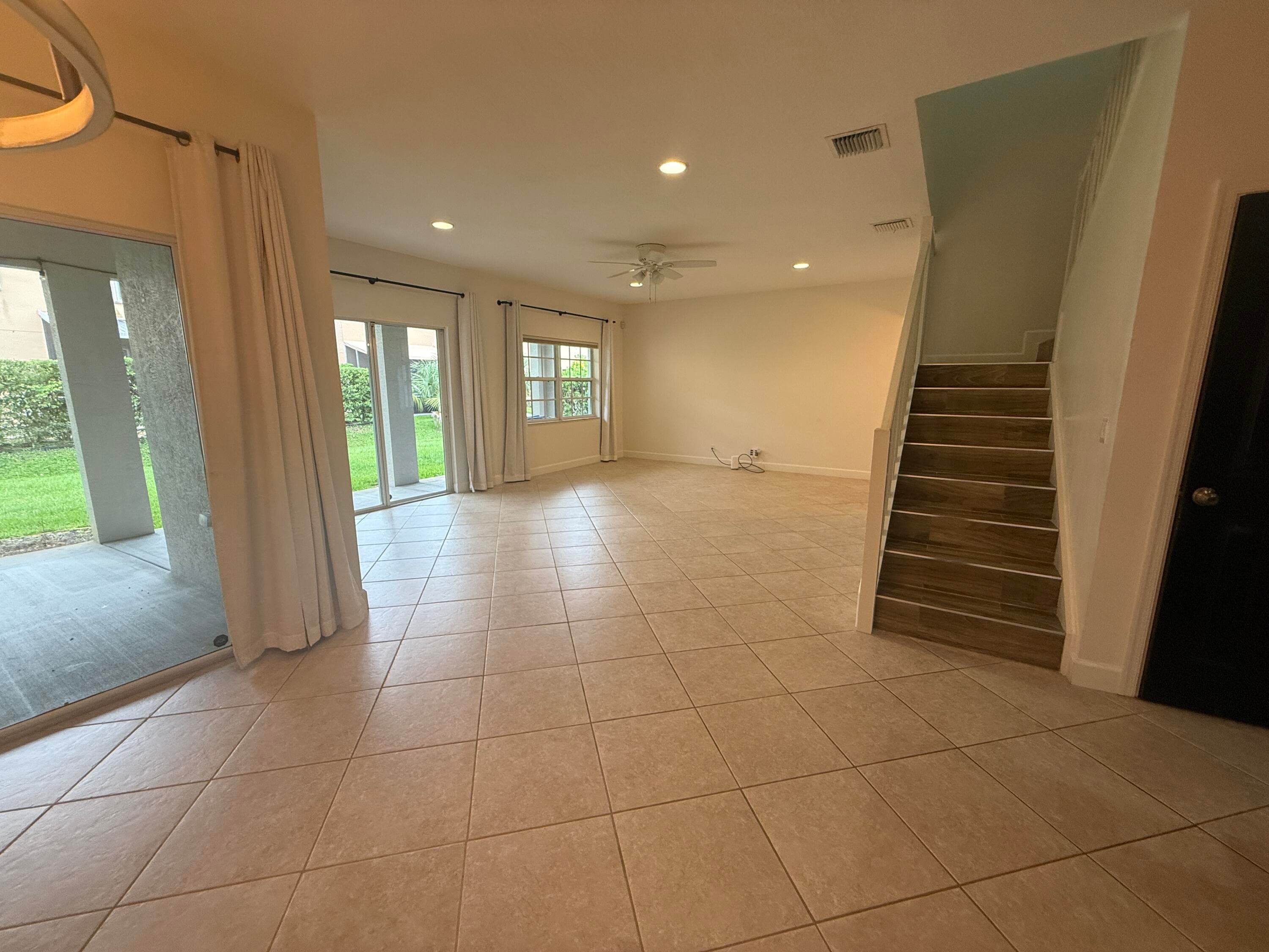 114 Owl Pointe Circle, Jupiter, FL 33458 — photo 4 of 11