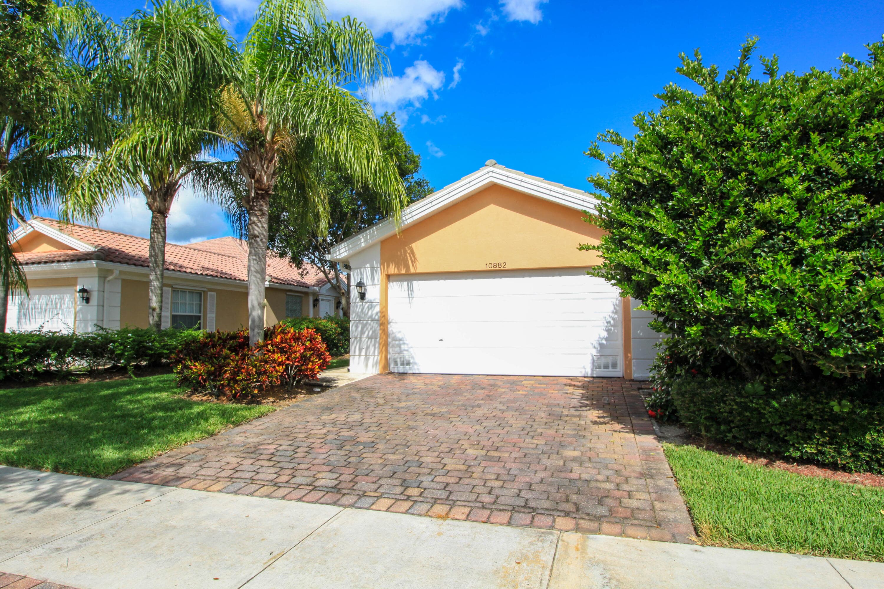 10882 SW Dardanelle Drive, Port St. Lucie, FL 34987 — photo 2 of 48