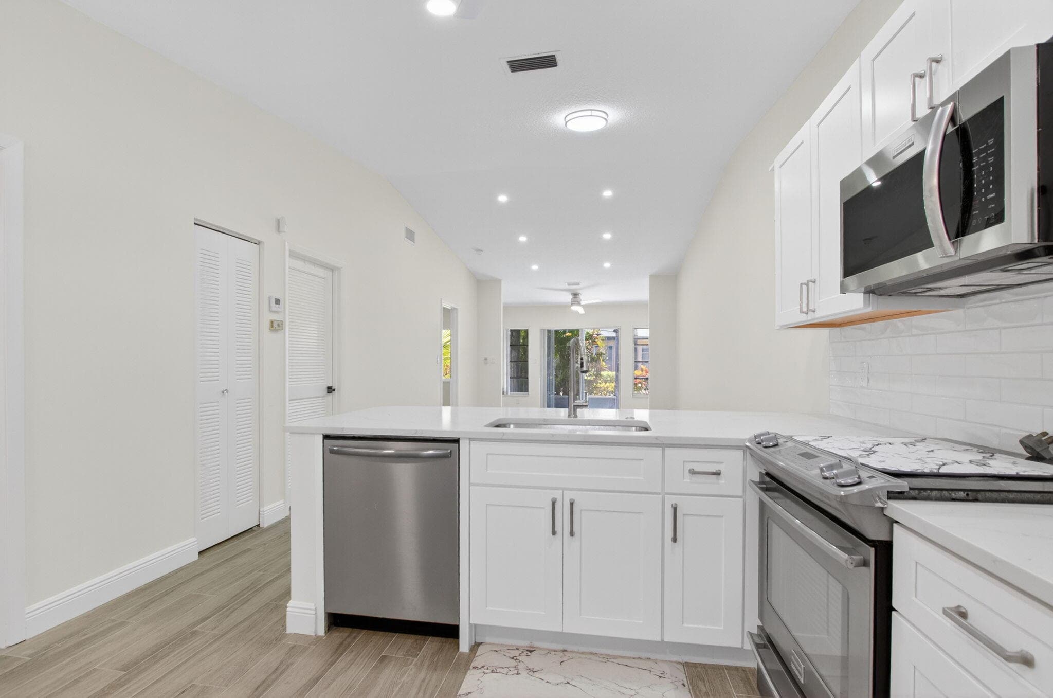 8583 Overset Lane C, Boca Raton, FL 33496 — photo 6 of 52