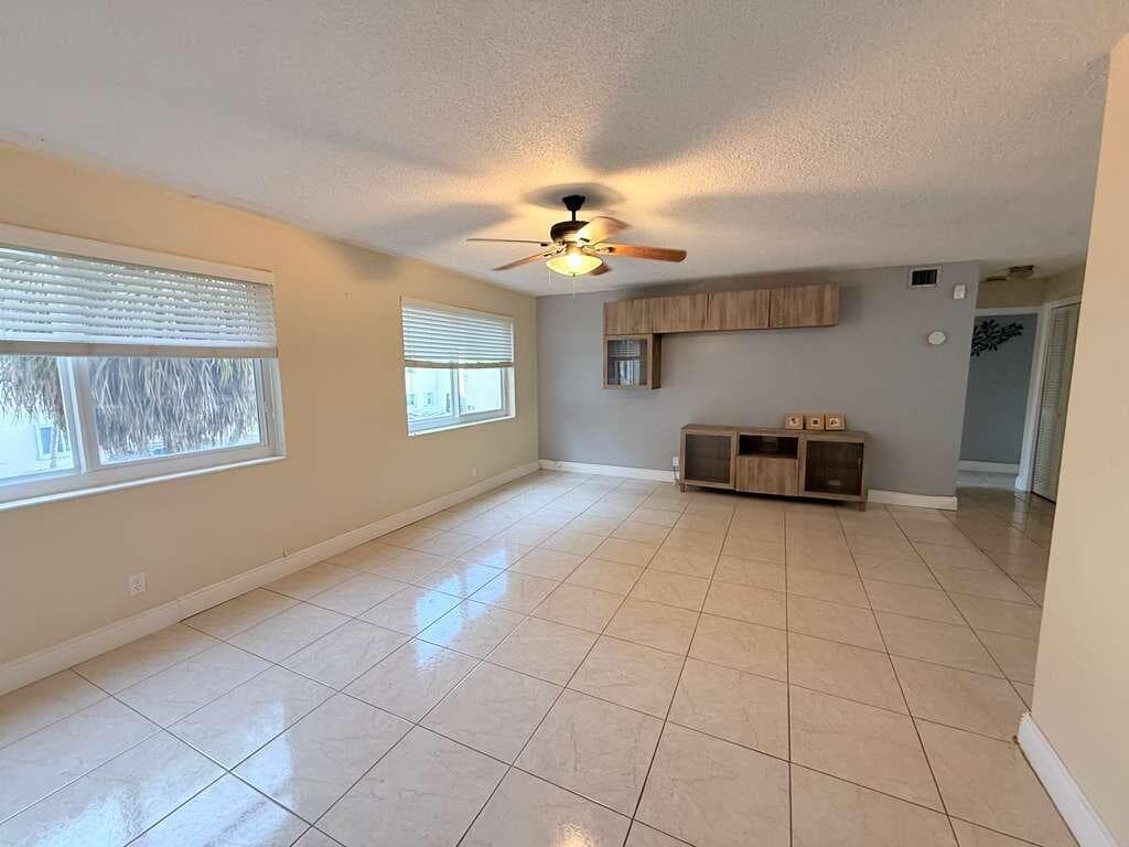 2210 Taylor Street 207, Hollywood, FL 33020 — photo 9 of 12