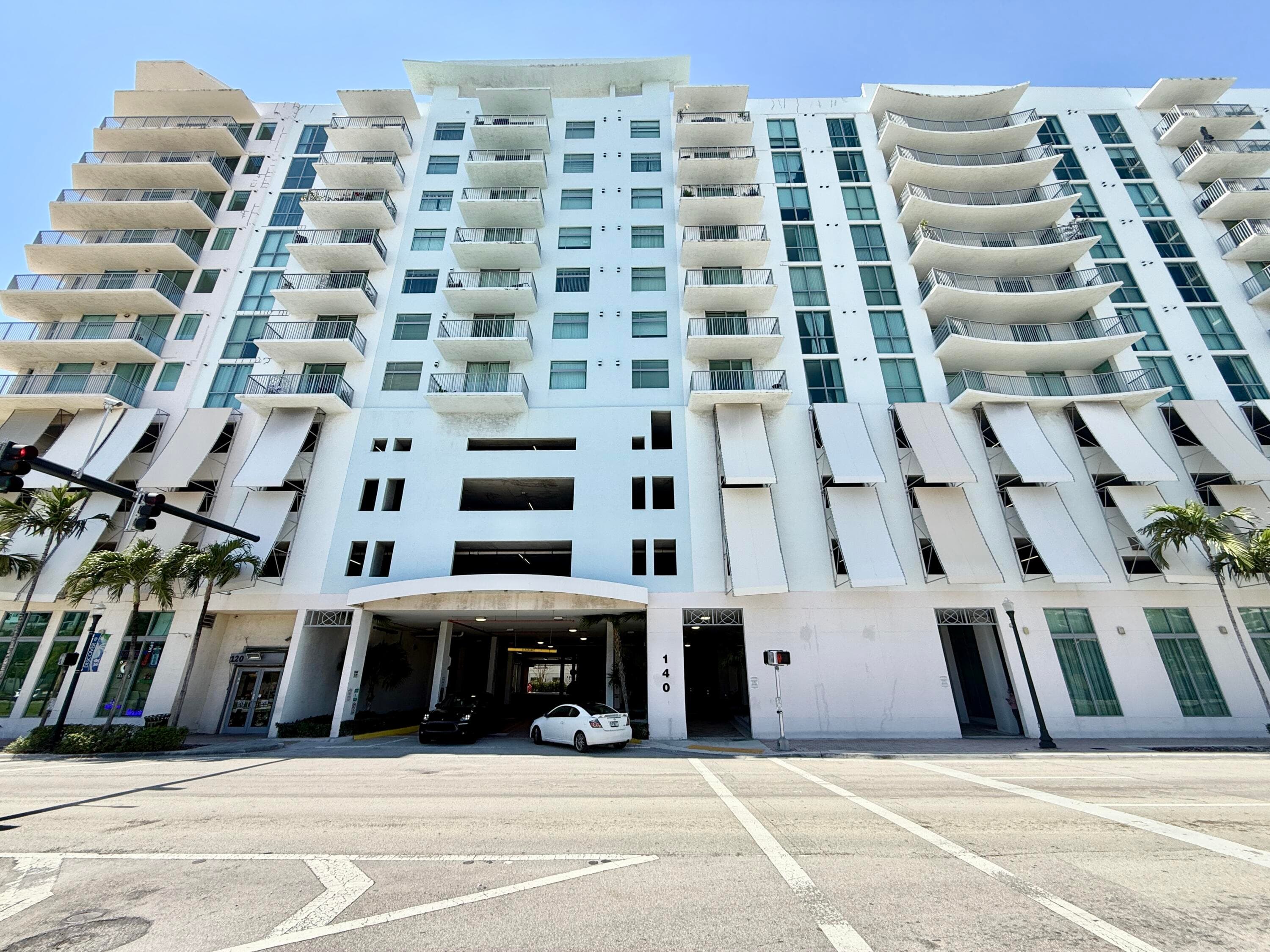140 S Dixie Highway 813, Hollywood, FL 33020 — photo 2 of 34