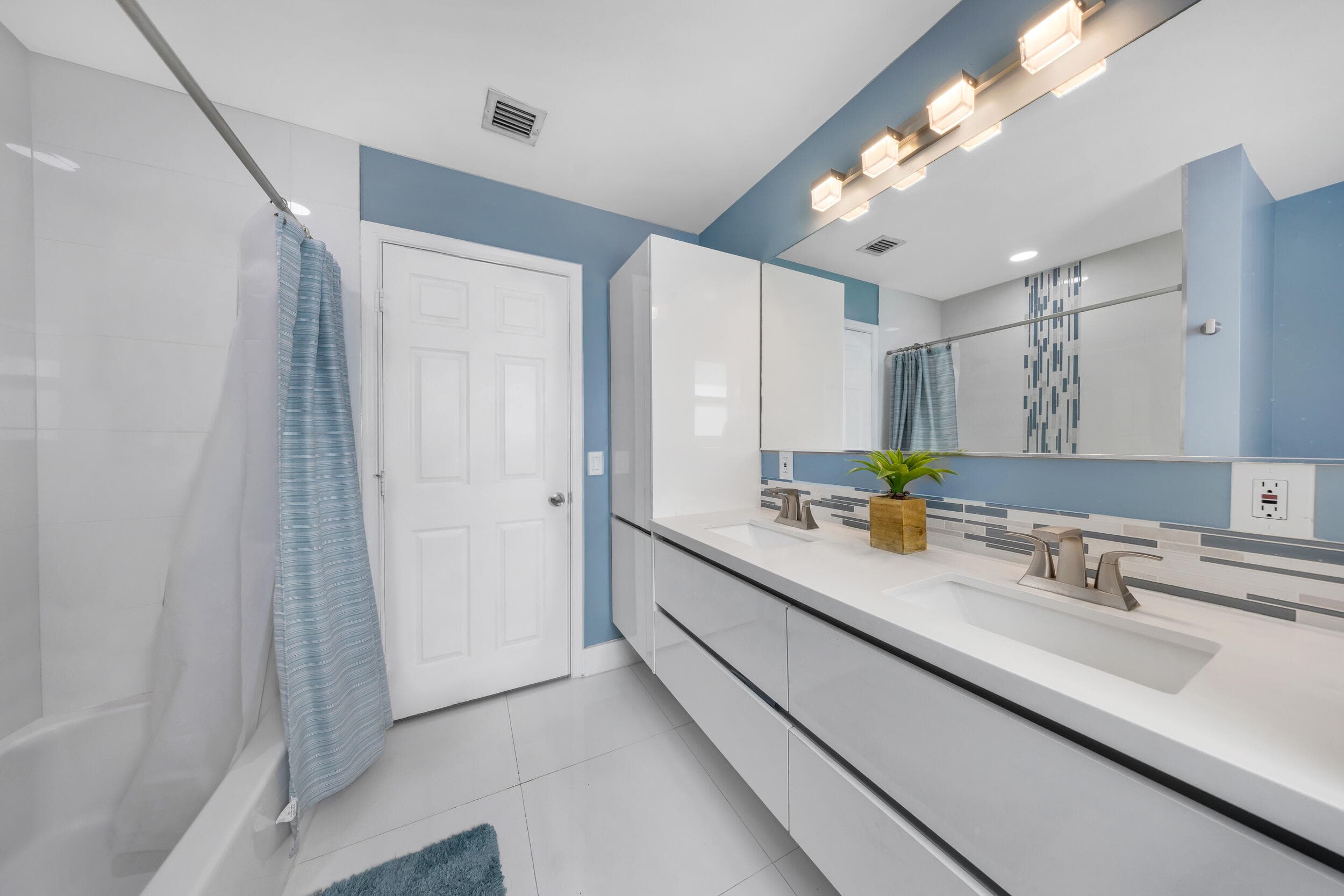 16773 NW 16th Street, Pembroke Pines, FL 33028 — photo 36 of 67