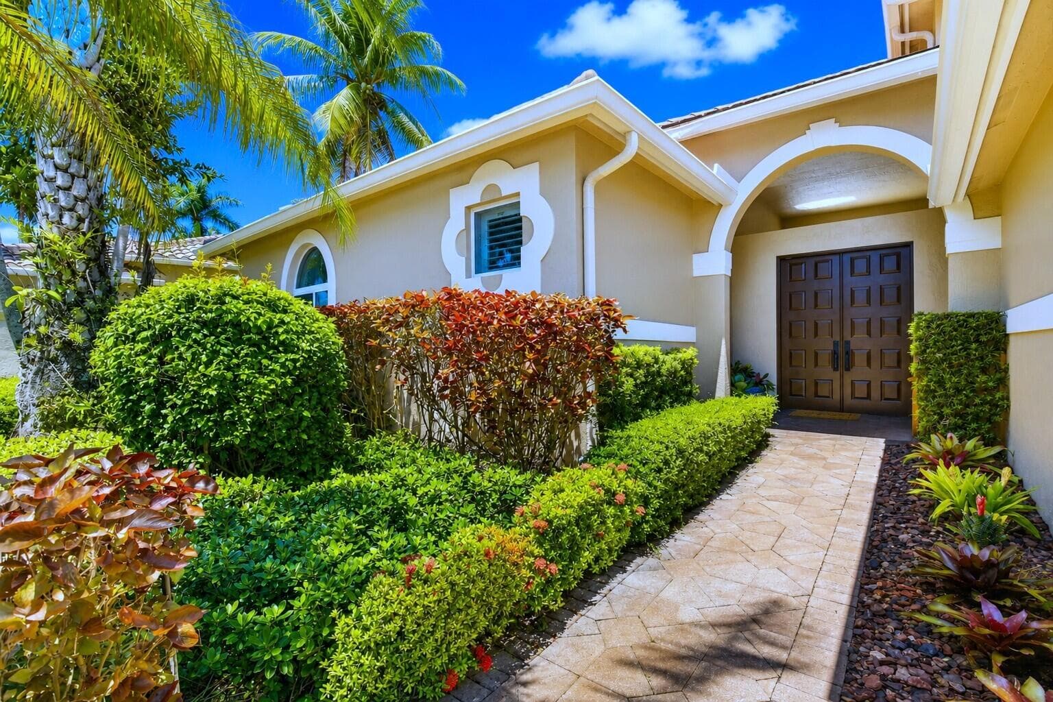 2483 Eagle Watch Court, Weston, FL 33327 — photo 14 of 121