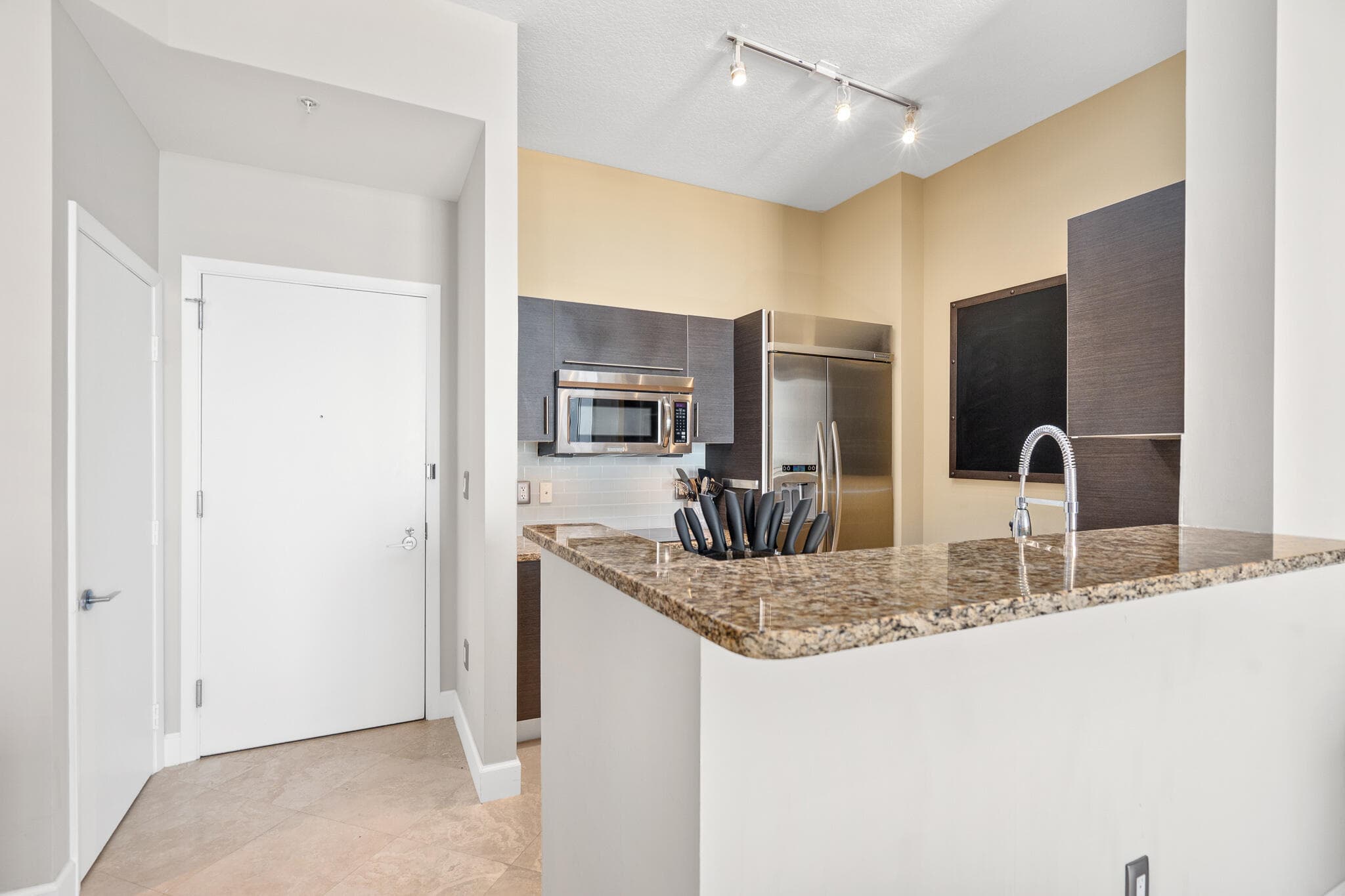 550 Okeechobee Boulevard Mph-16, West Palm Beach, FL 33401 — photo 11 of 40