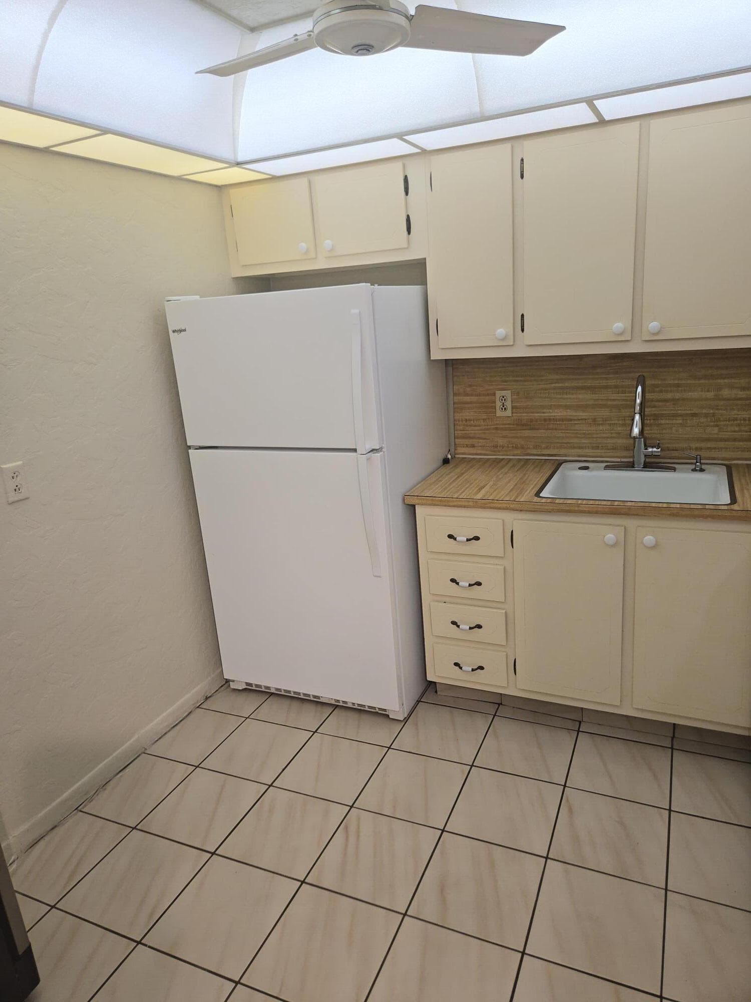 1800 N Andrews Avenue Ph-b, Fort Lauderdale, FL 33311 — photo 10 of 23