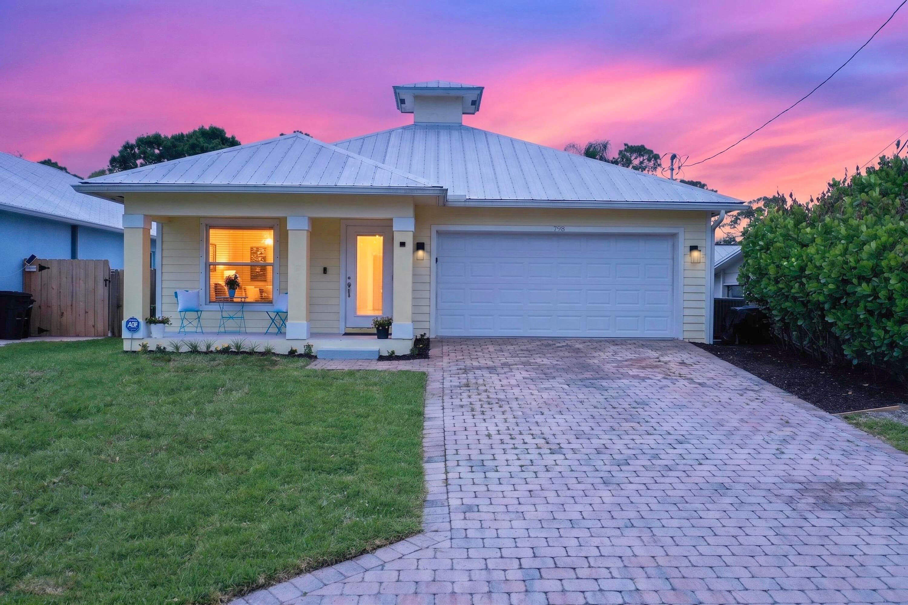 798 SW 33rd Street, Palm City, FL 34990 — photo 1 of 23